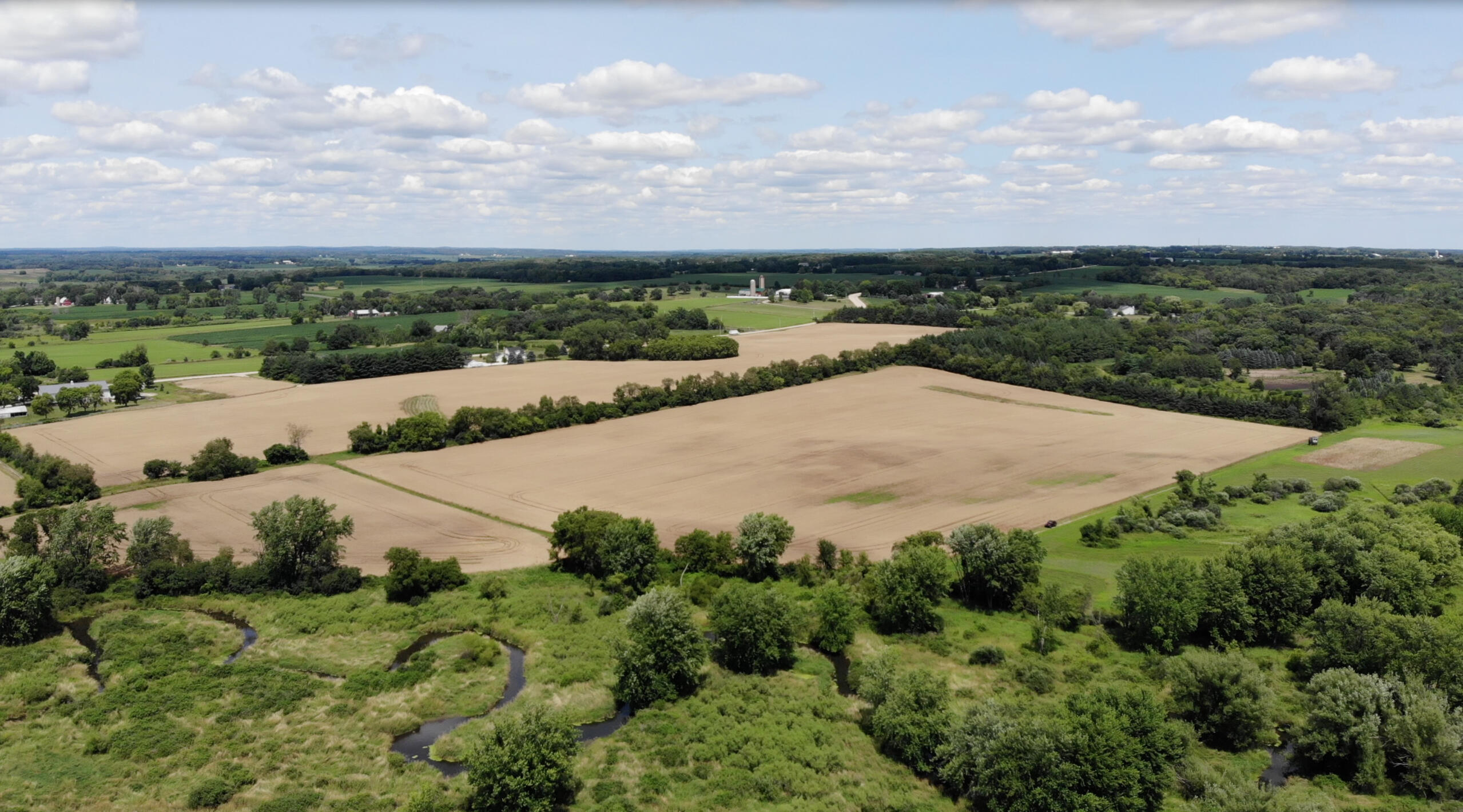 Lt0 County Road ES -