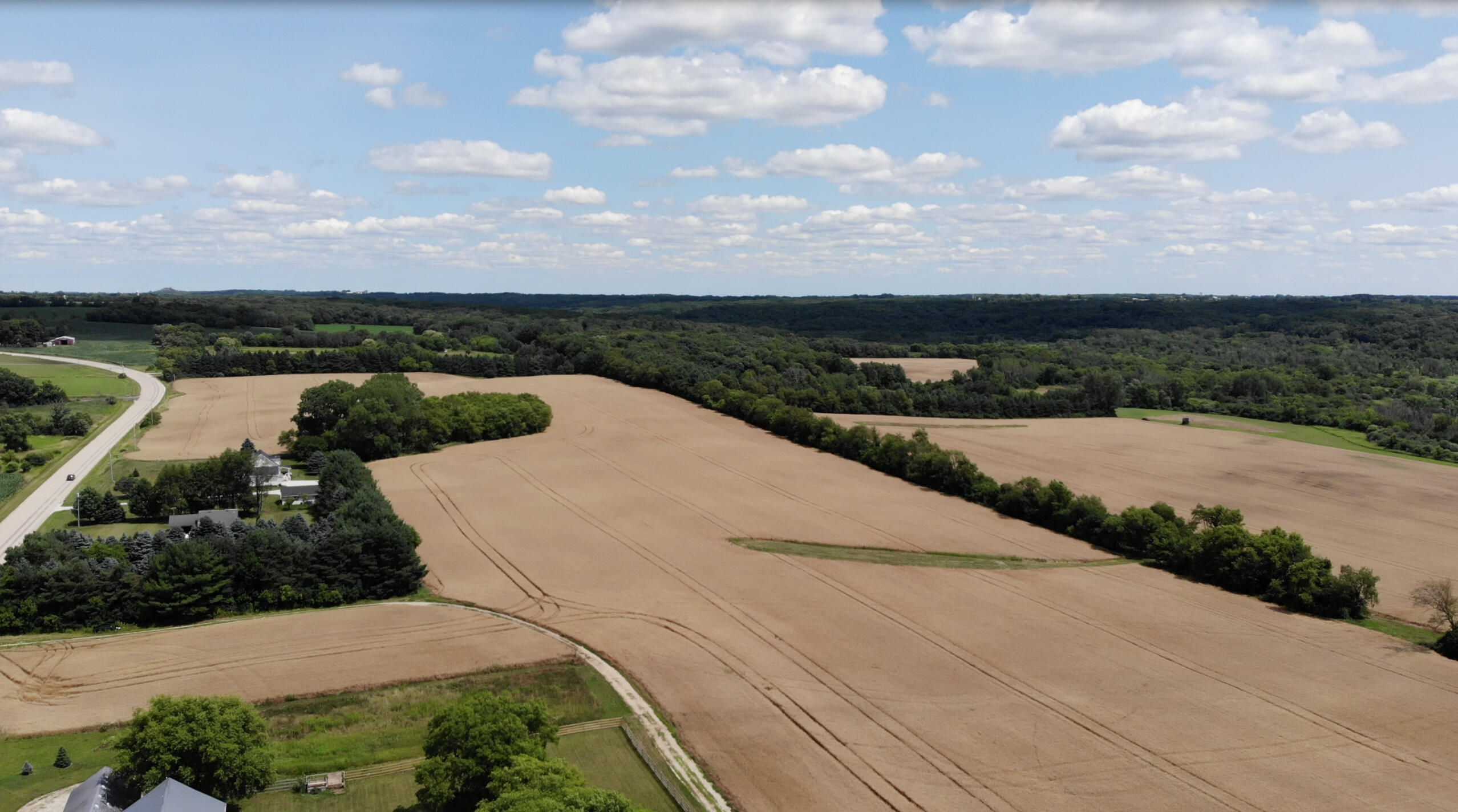 Lt0 County Road ES -