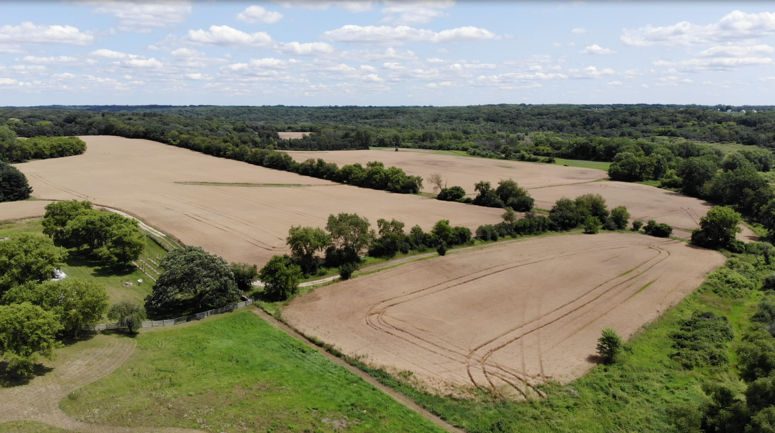 Lt0 County Road ES -