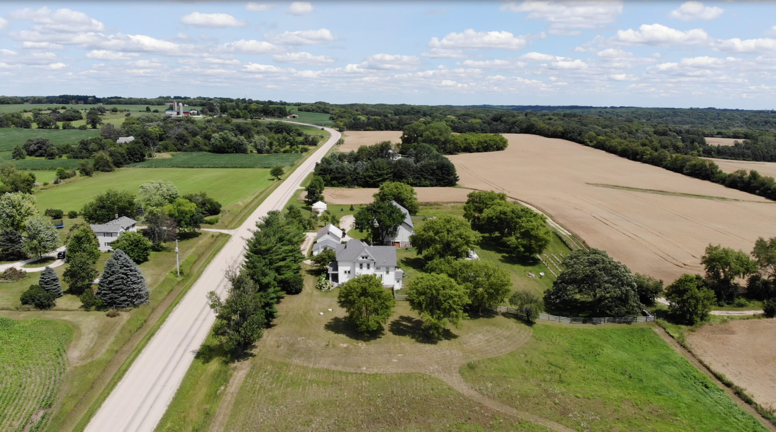 Lt0 County Road ES -
