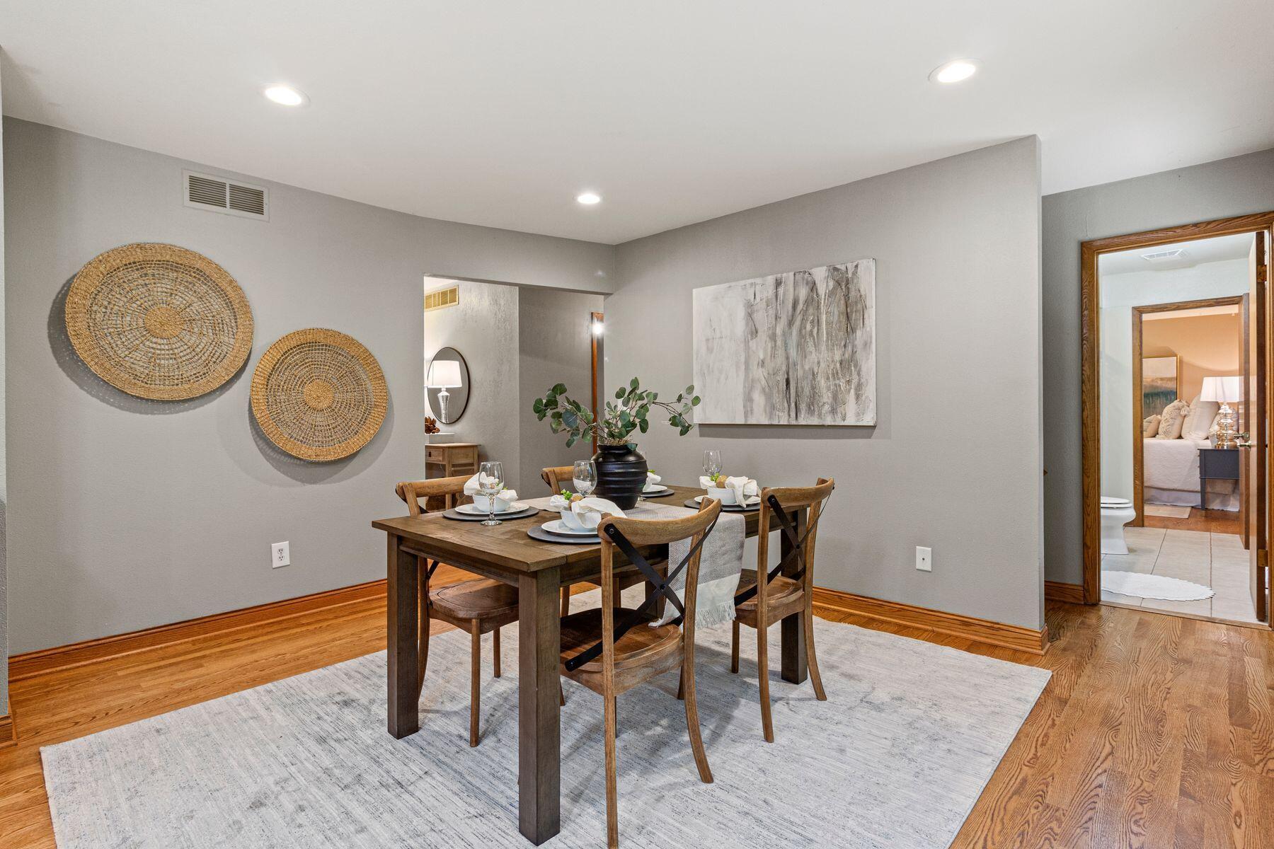 W329N3358 Lakeland Dr