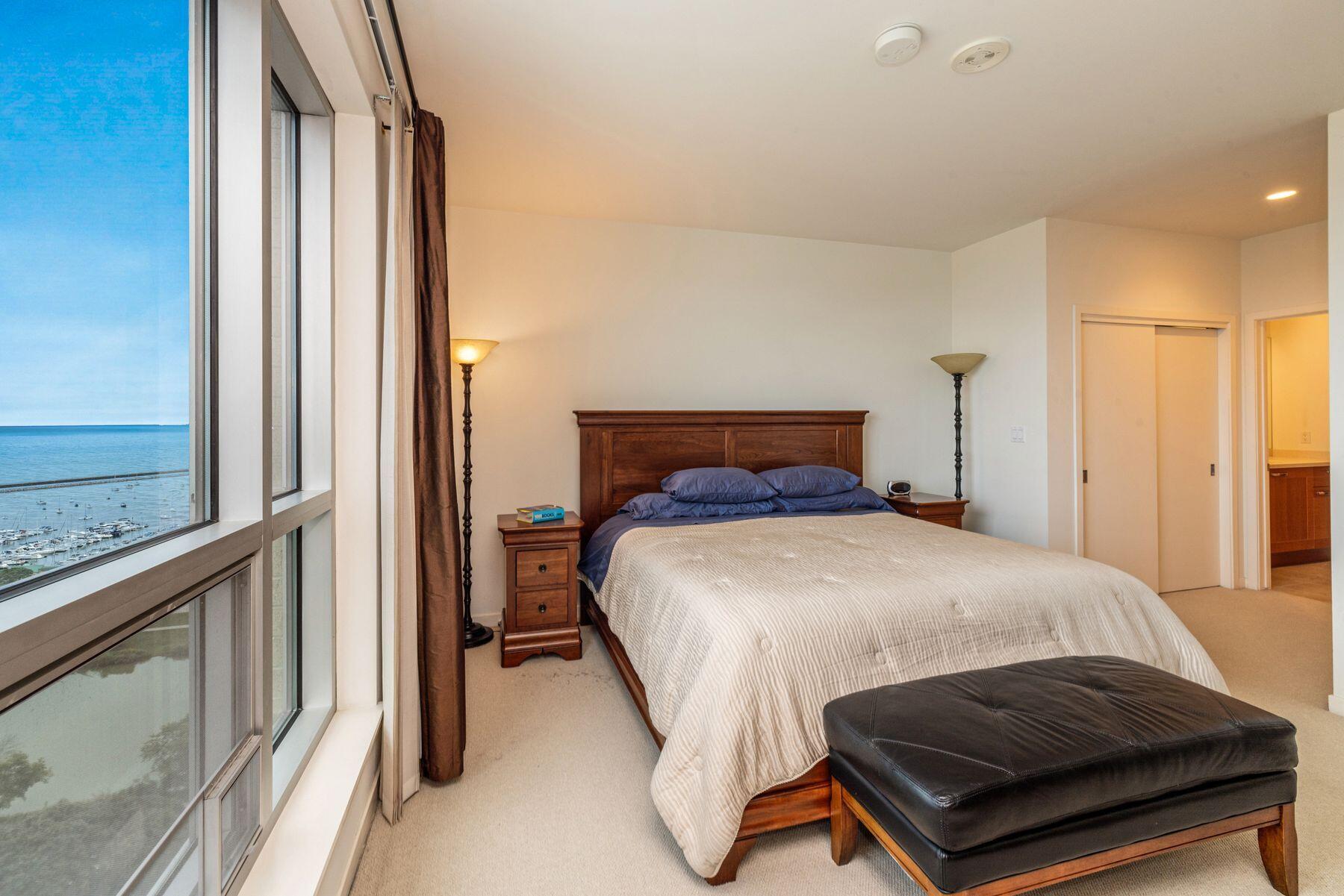 1522 N Prospect Ave 1704