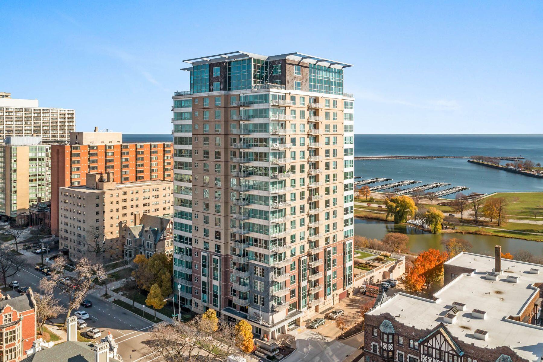 1522 N Prospect Ave 1704