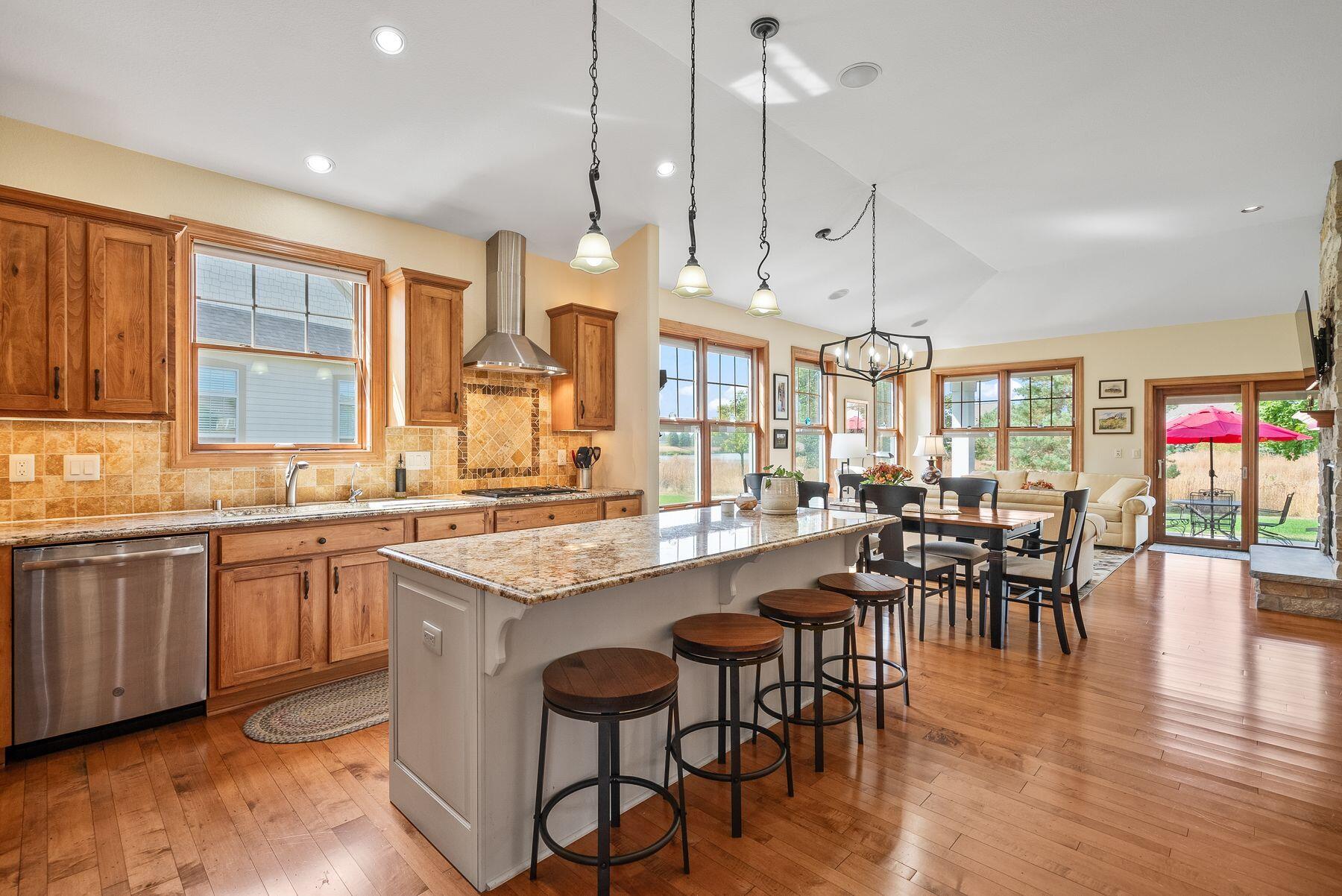 1784 Regal Ct