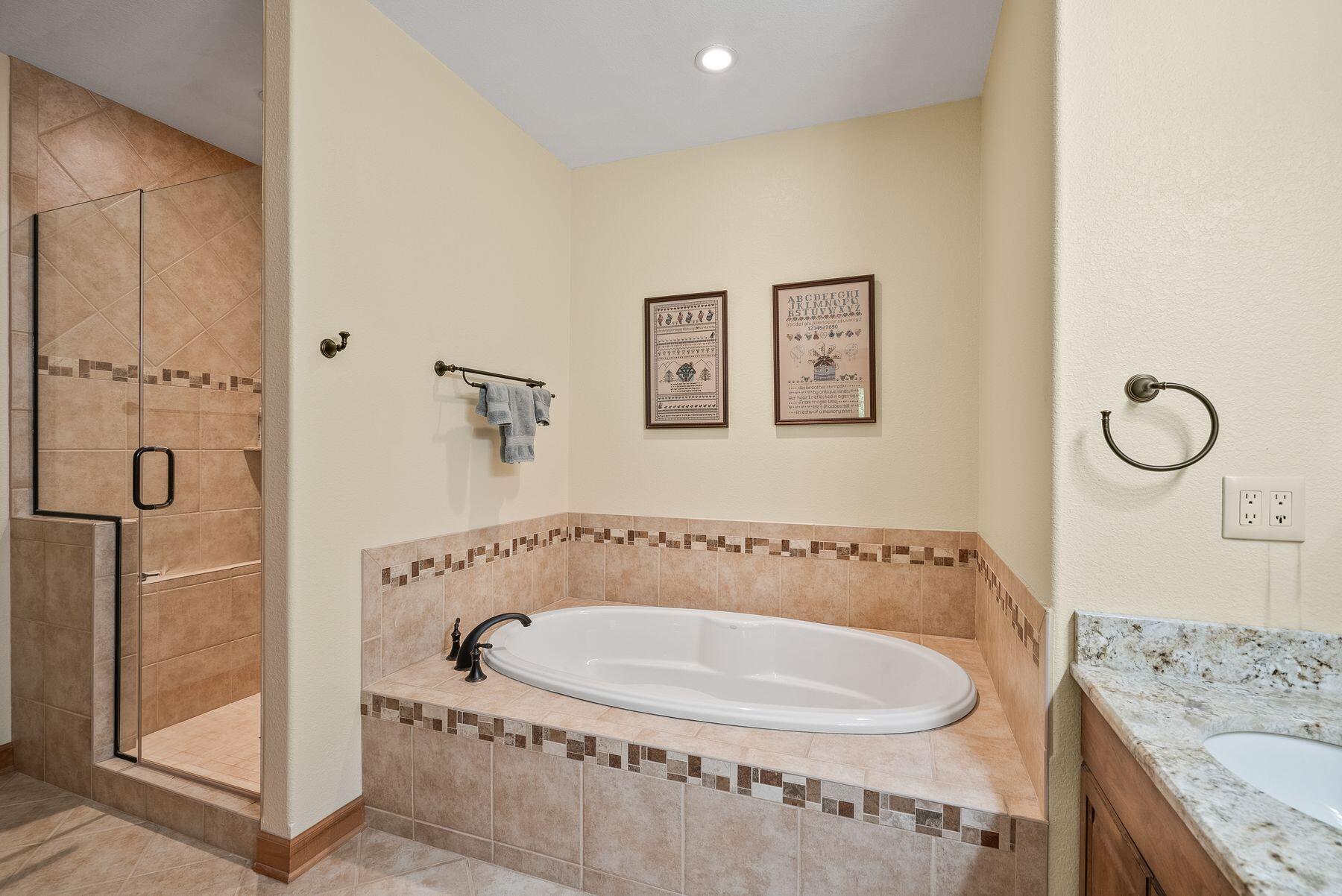 1784 Regal Ct
