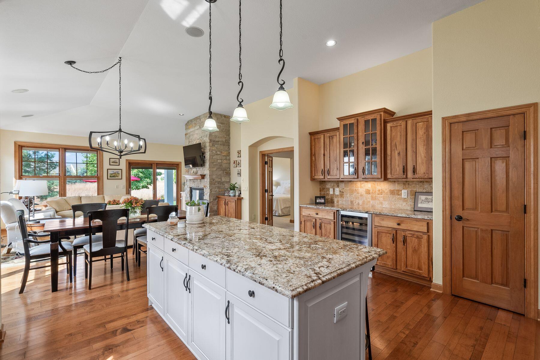 1784 Regal Ct