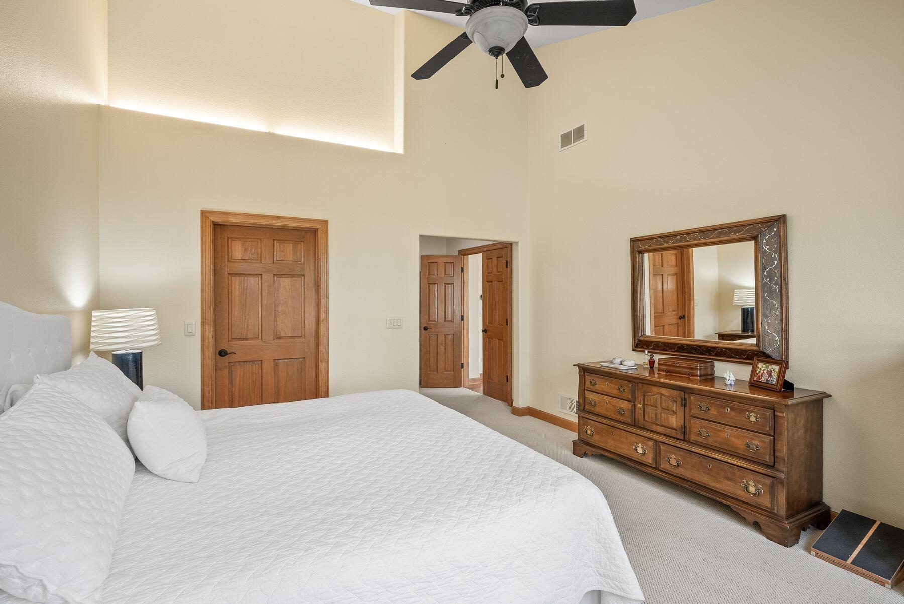 1784 Regal Ct