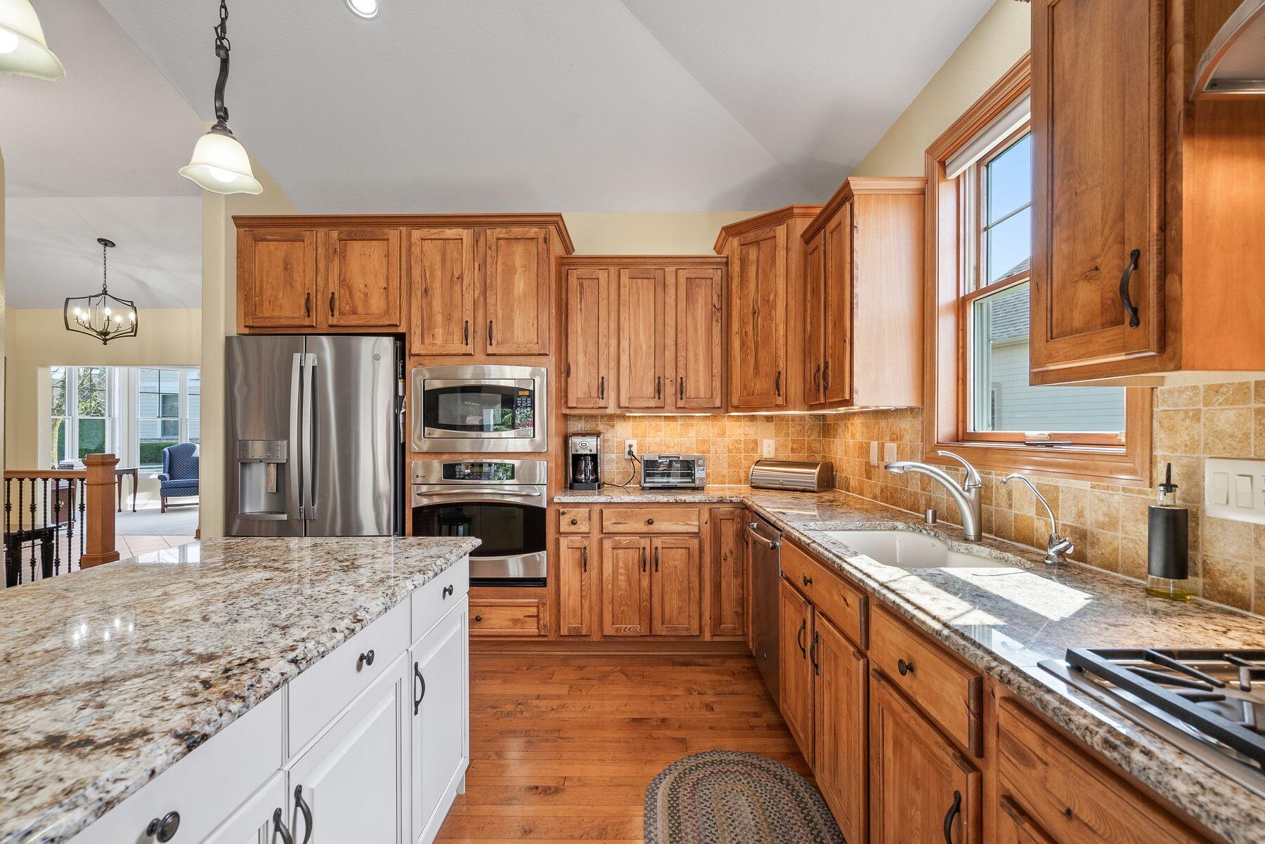 1784 Regal Ct
