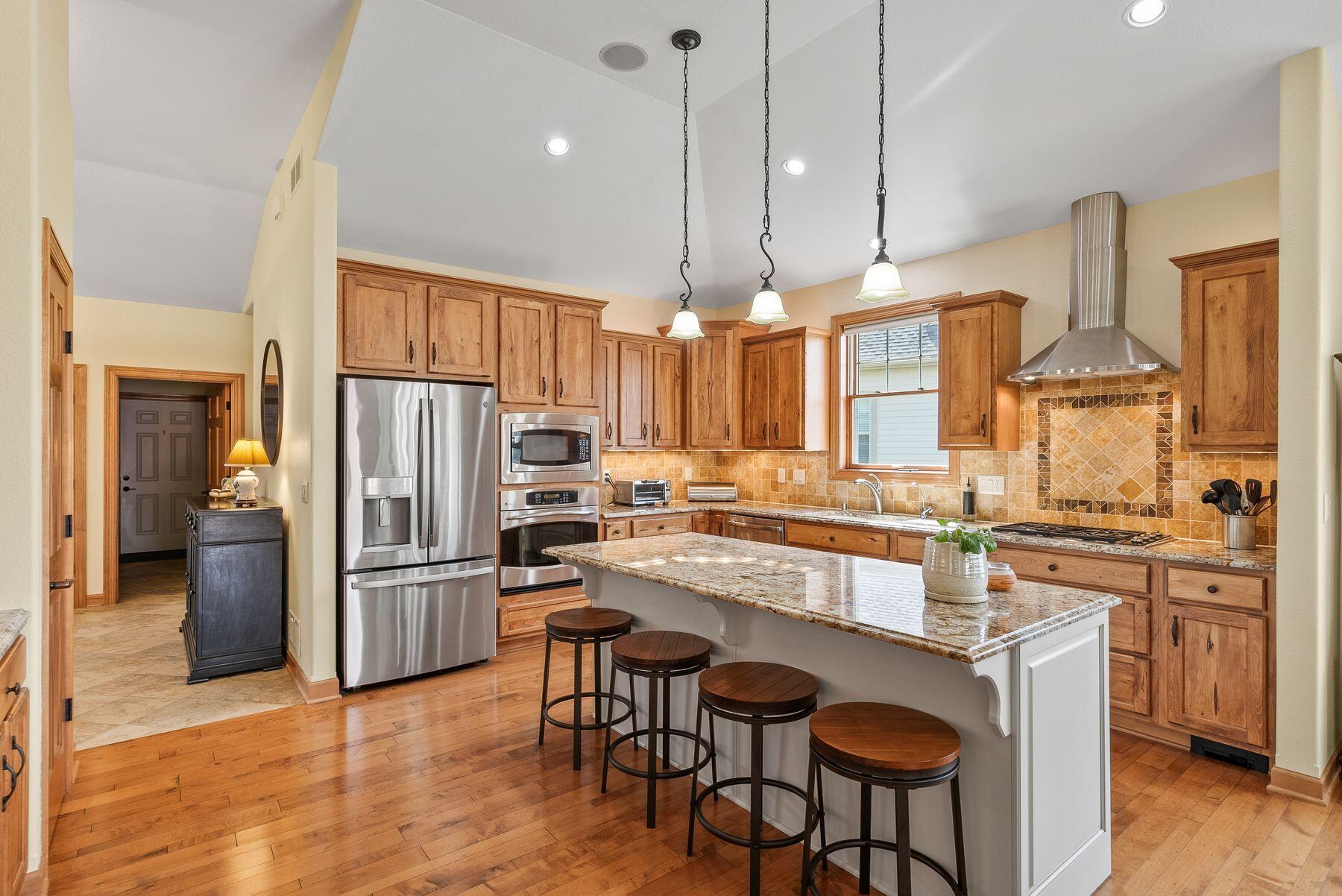 1784 Regal Ct