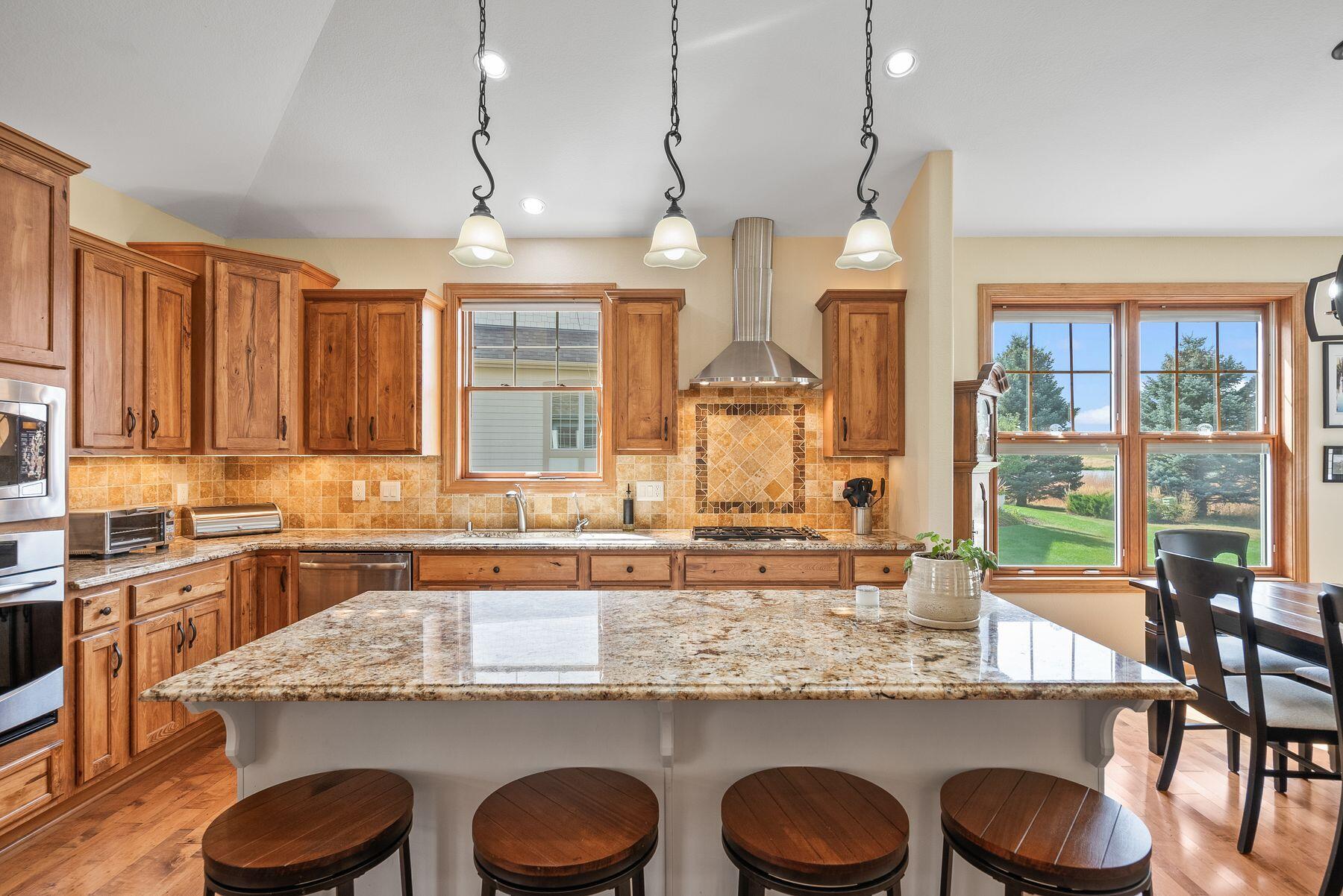 1784 Regal Ct