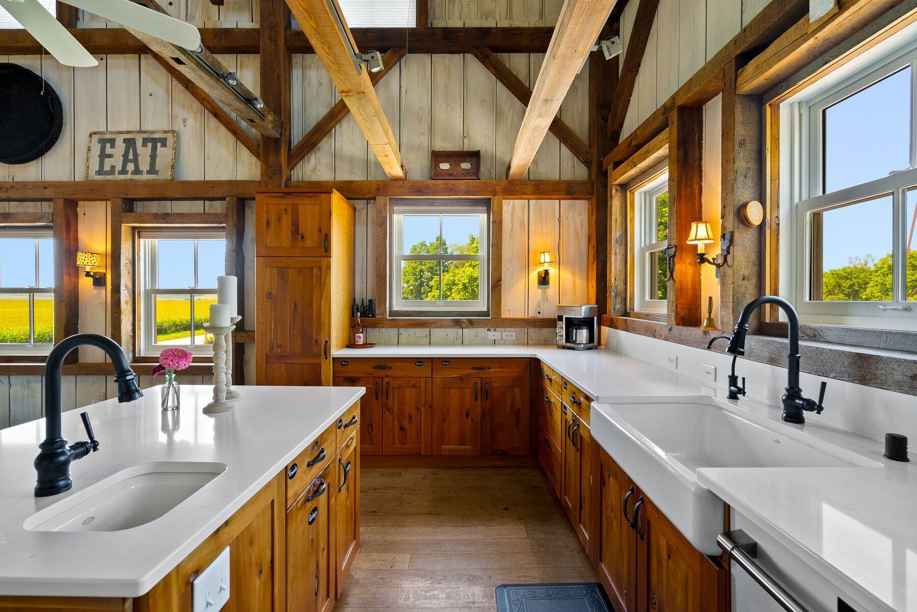 11201 N State Road 138 -