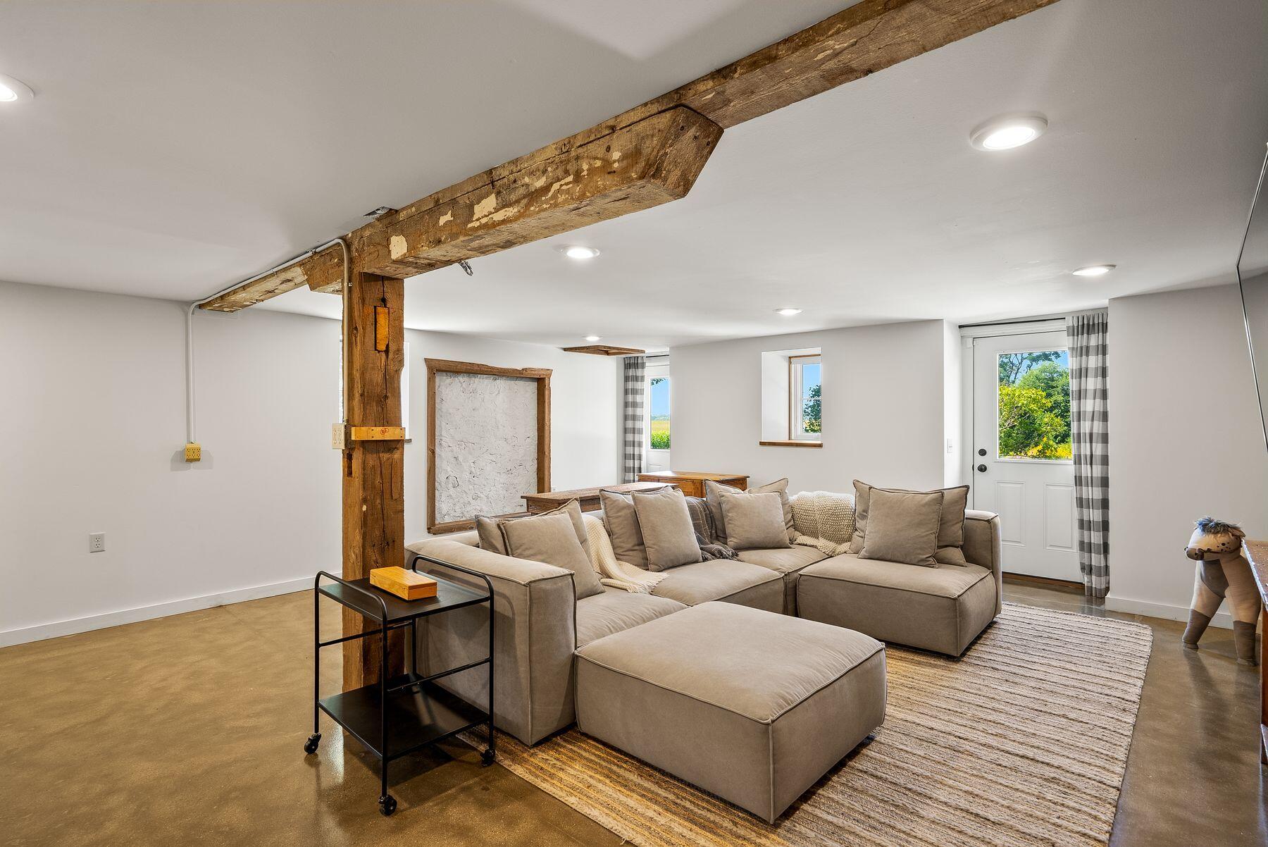 11201 N State Road 138 -