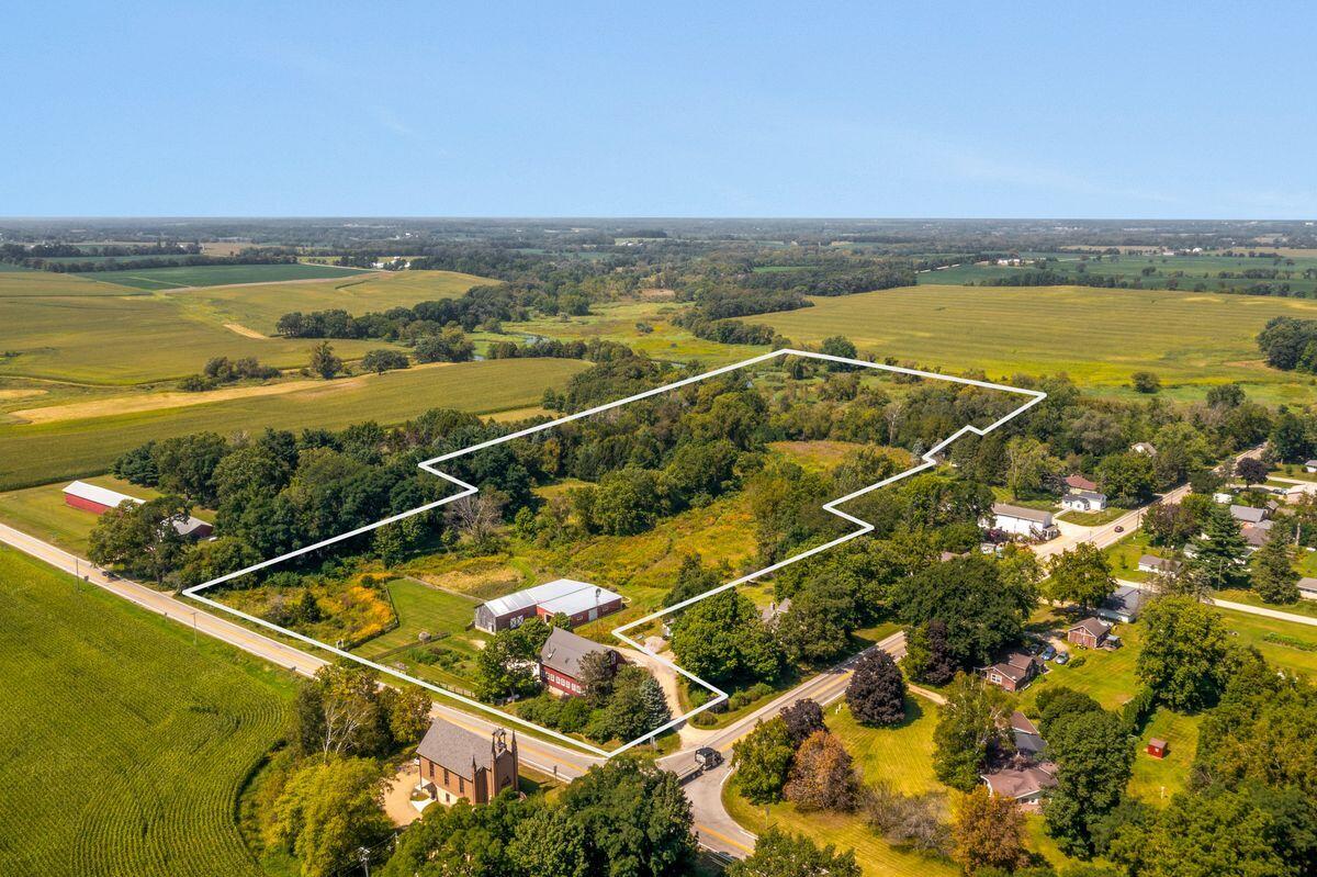11201 N State Road 138 -