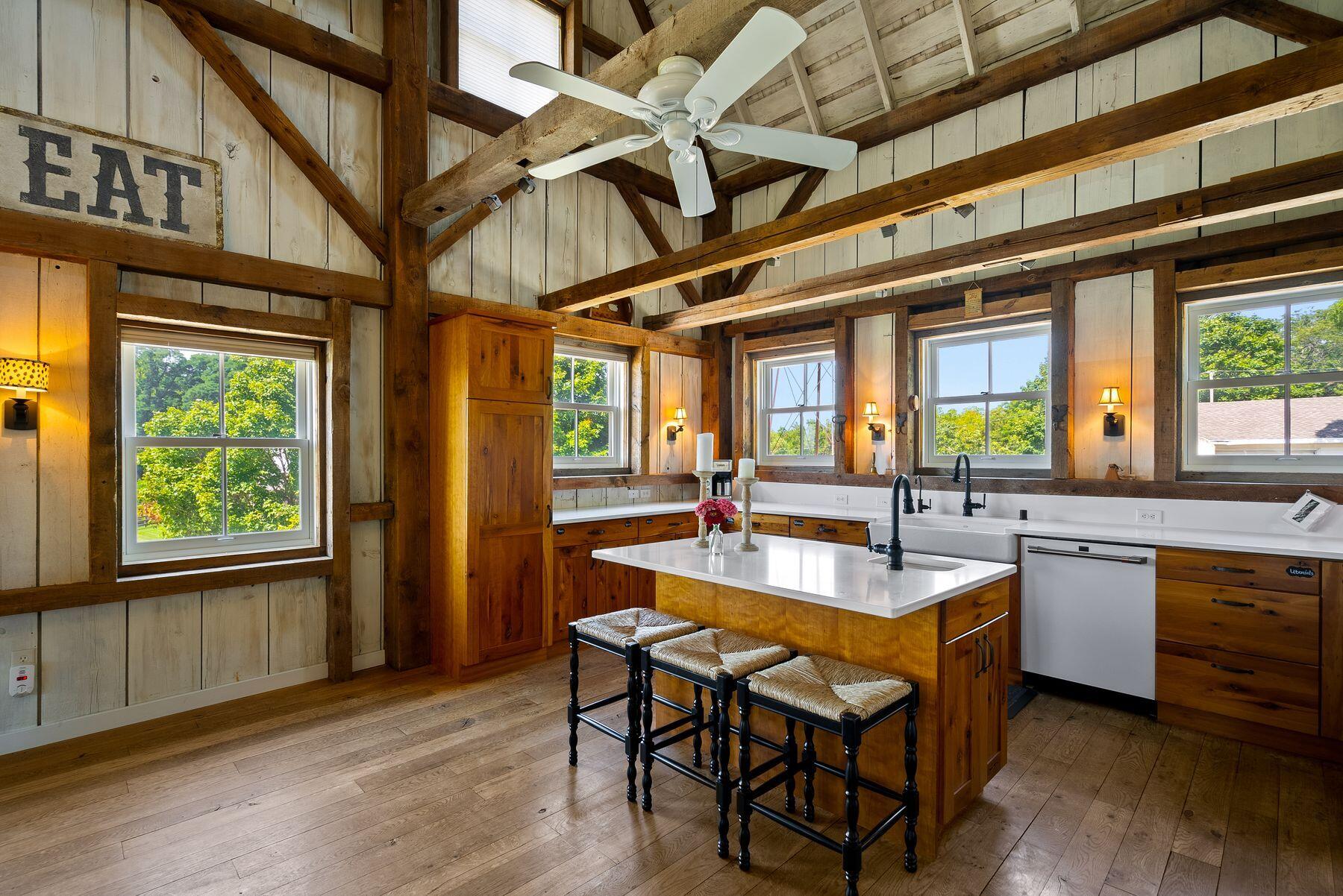 11201 N State Road 138 -