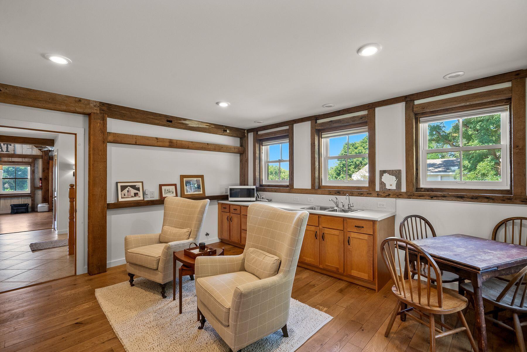 11201 N State Road 138 -