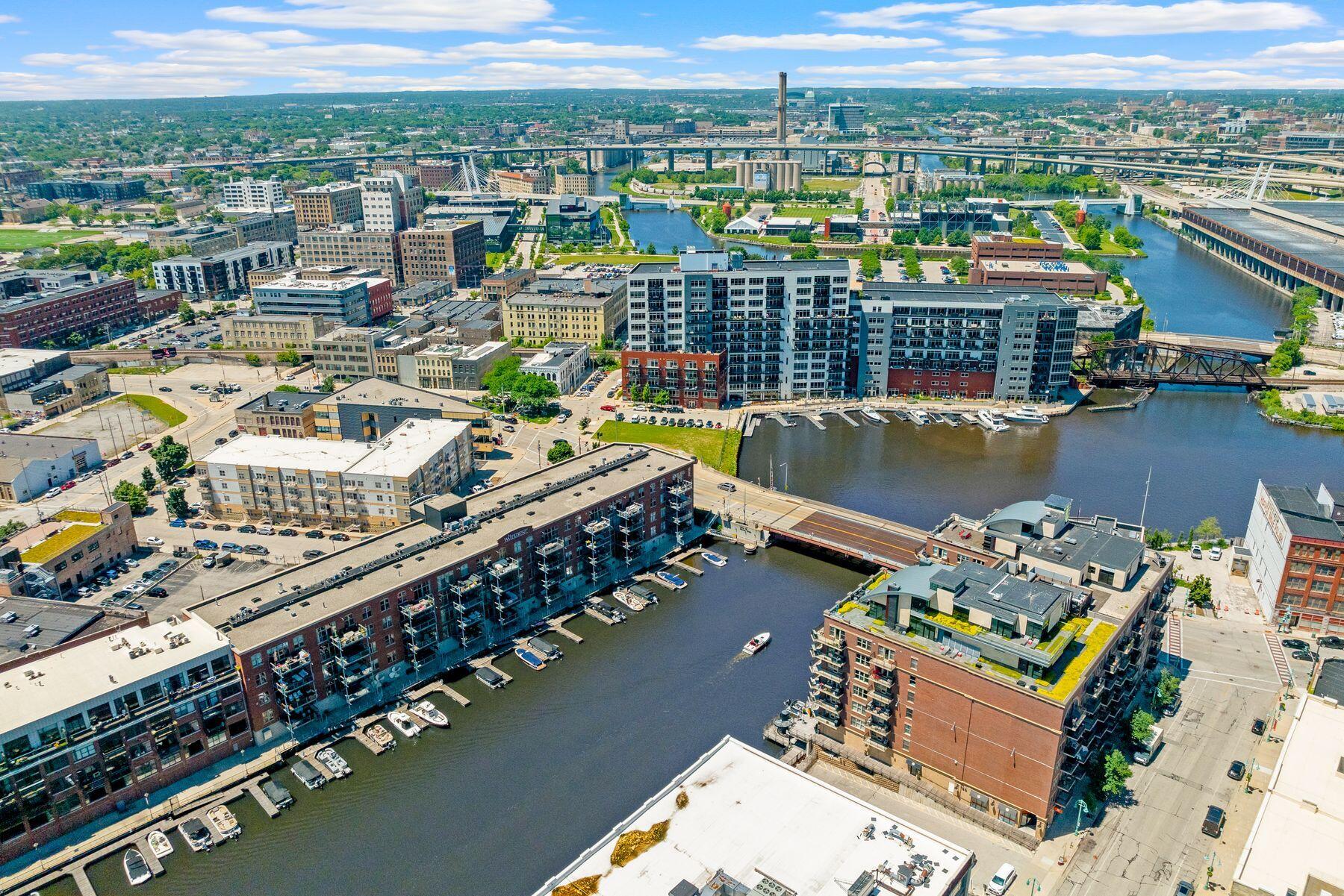130 S Water St 315