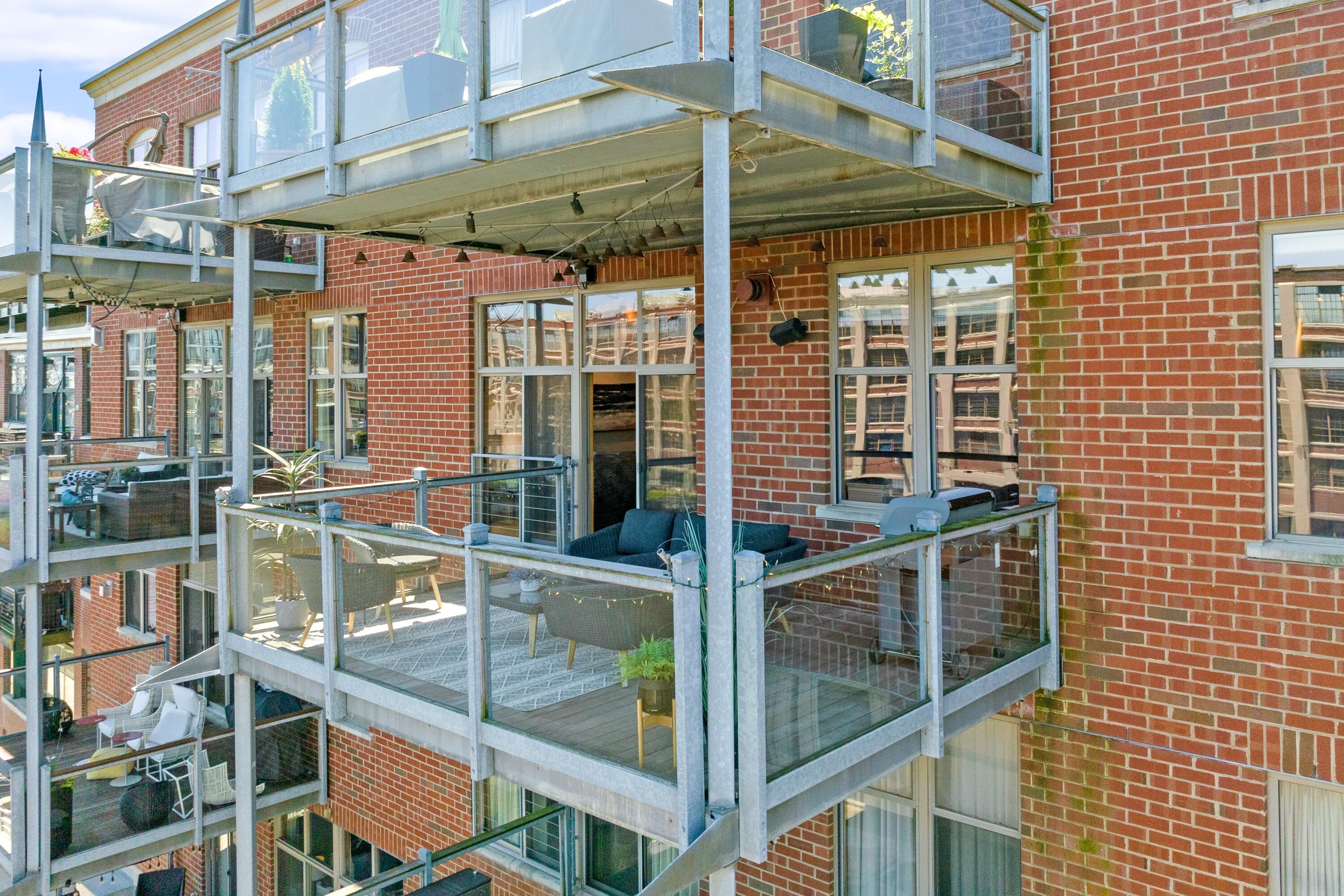 130 S Water St 315