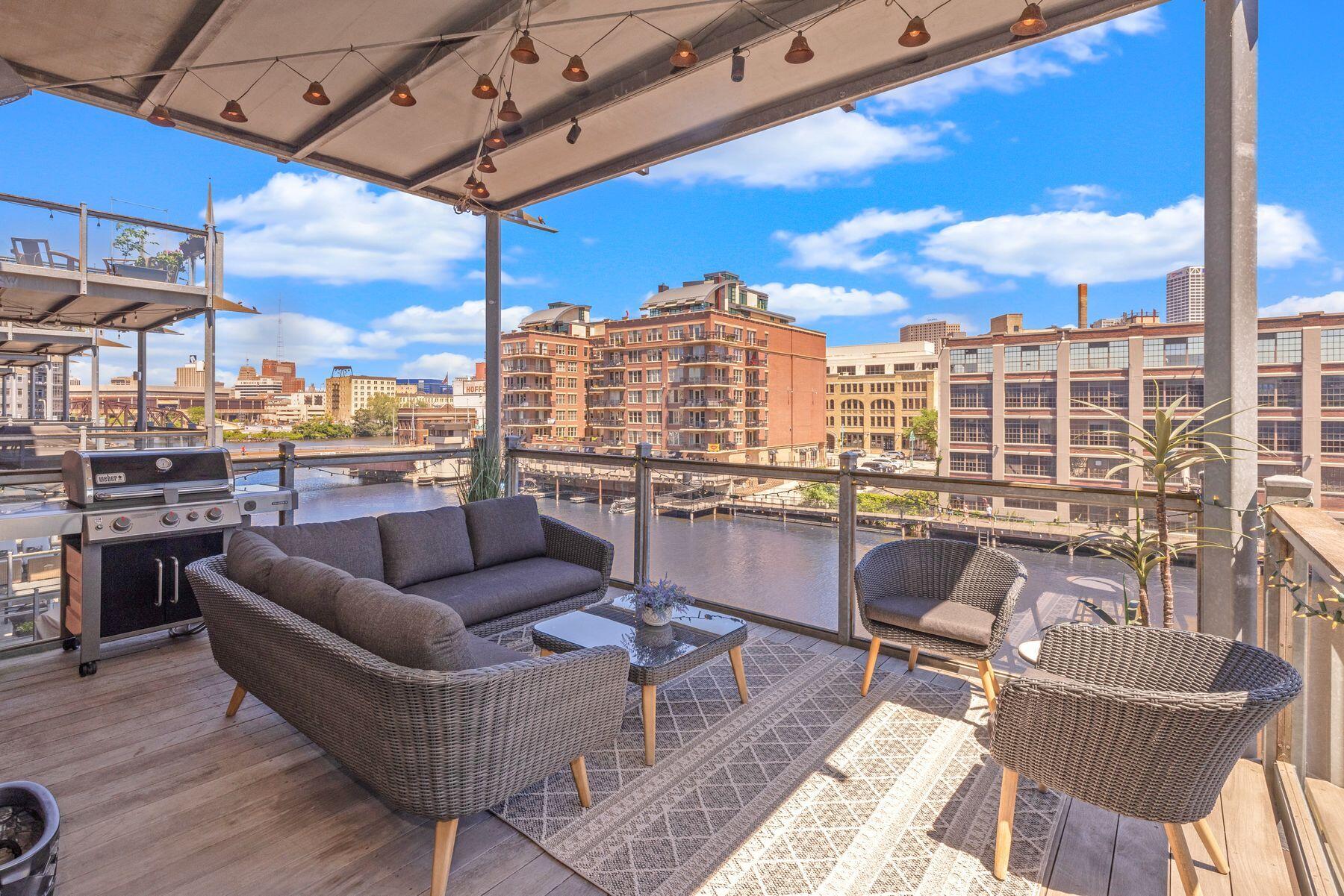 130 S Water St 315