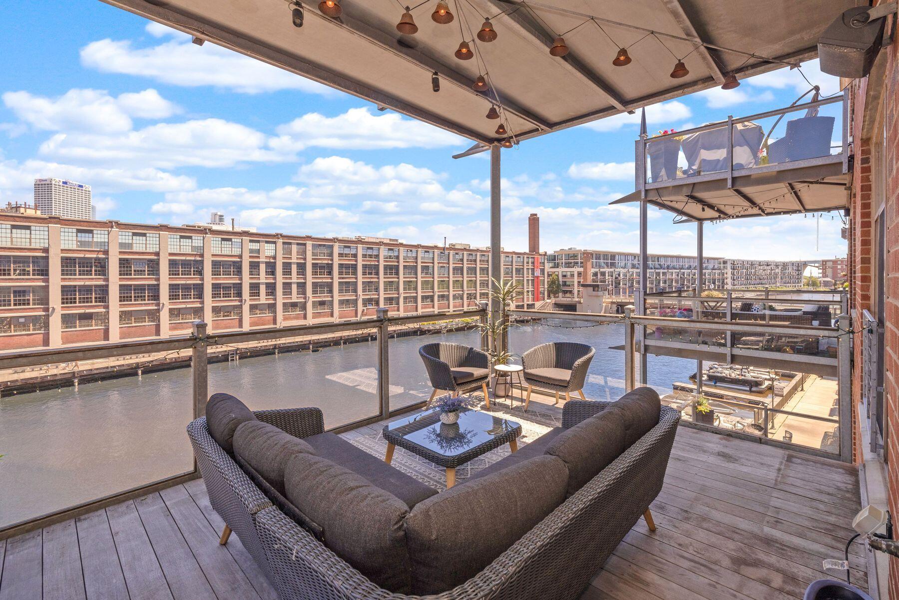 130 S Water St 315