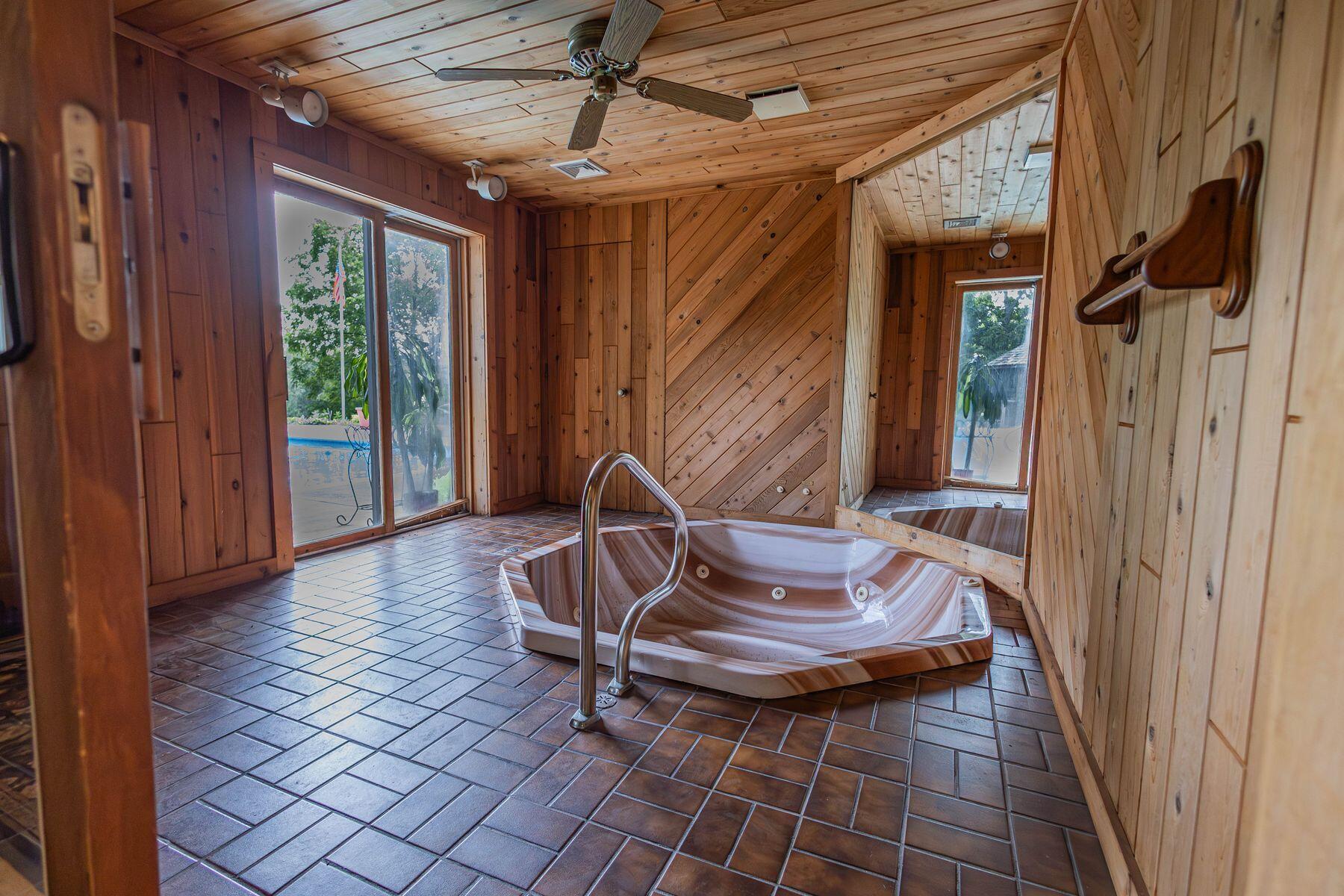 S28W32775 County Road G -