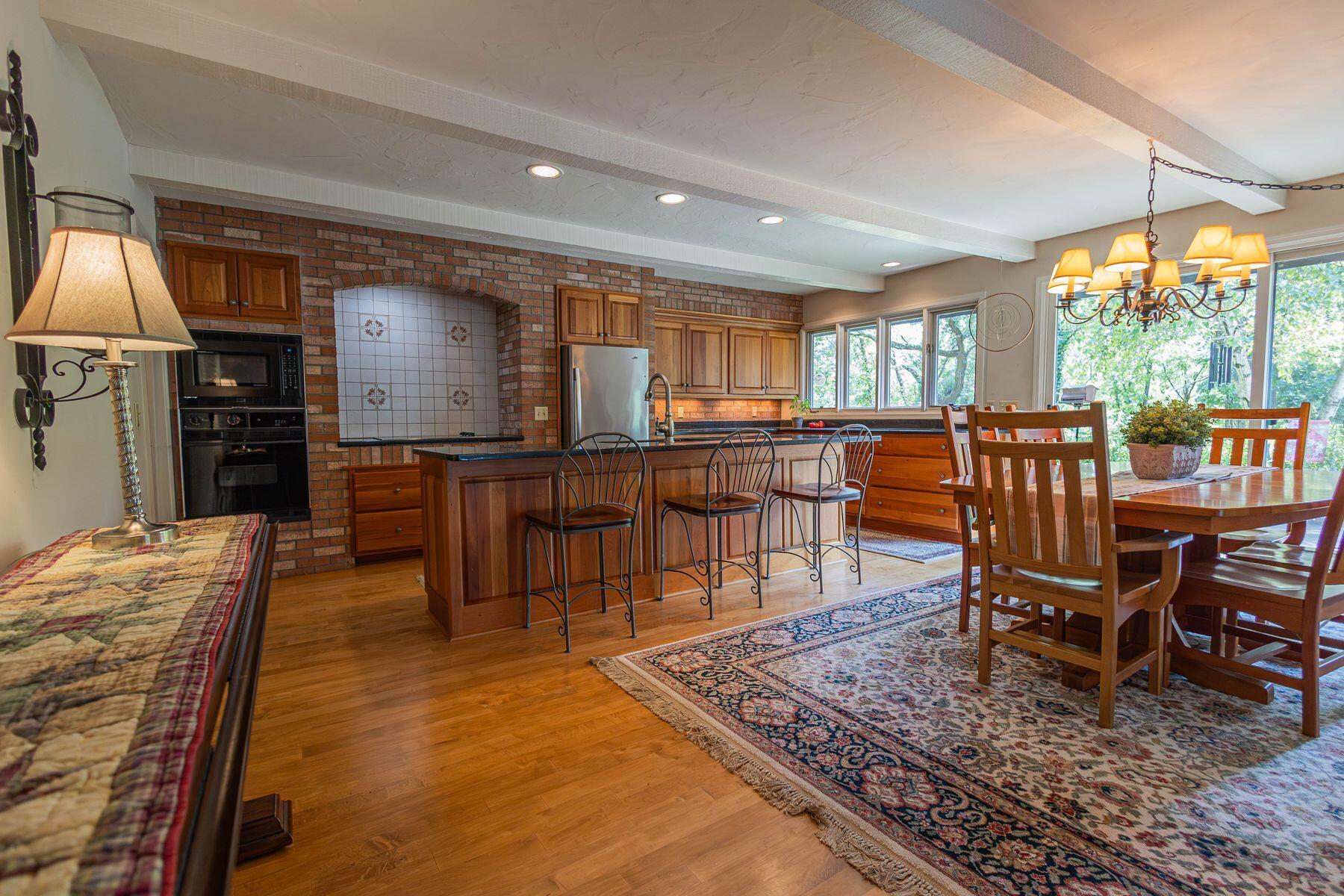 S28W32775 County Road G -