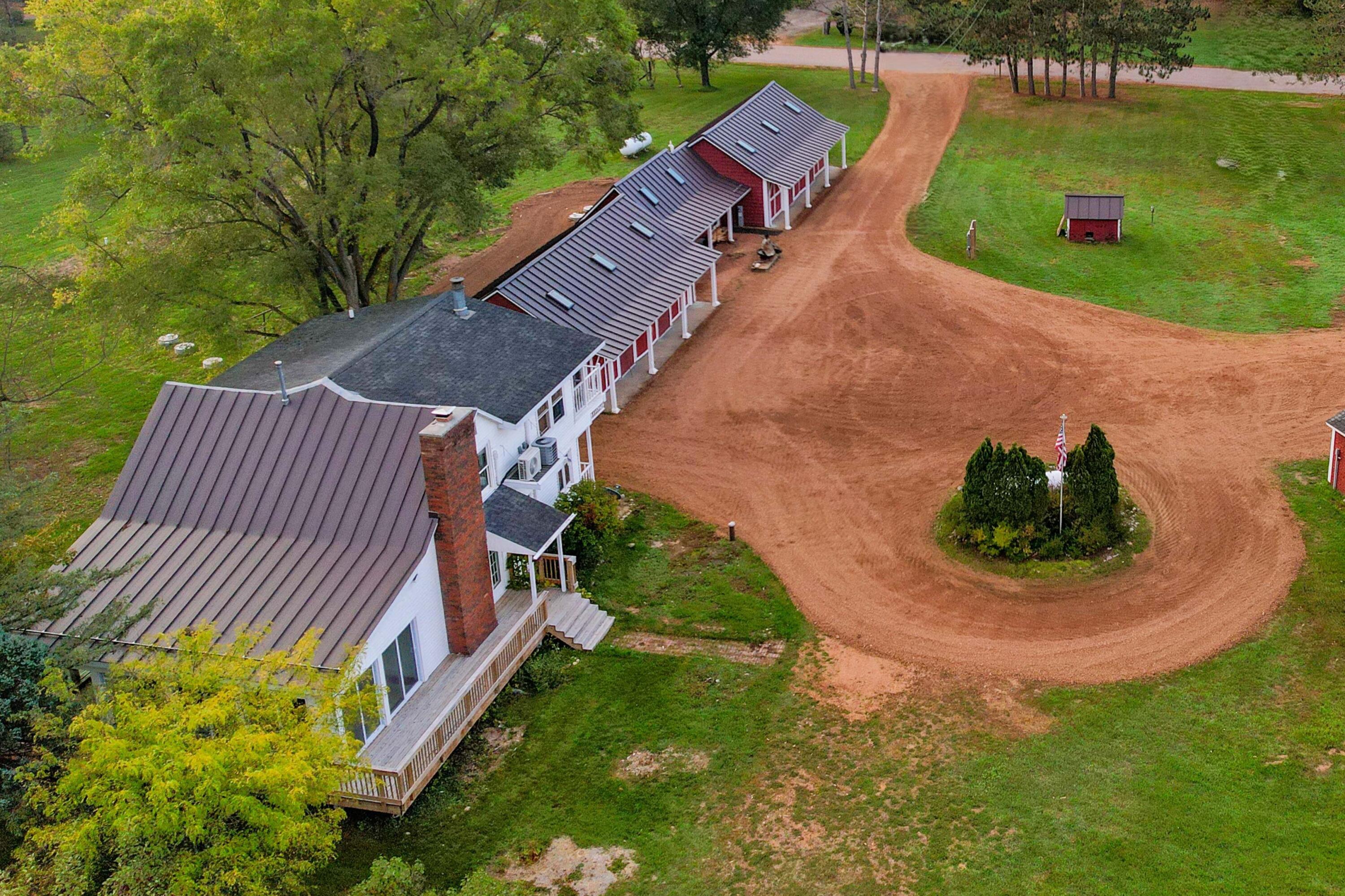 1404 Stoney Brook Rd W