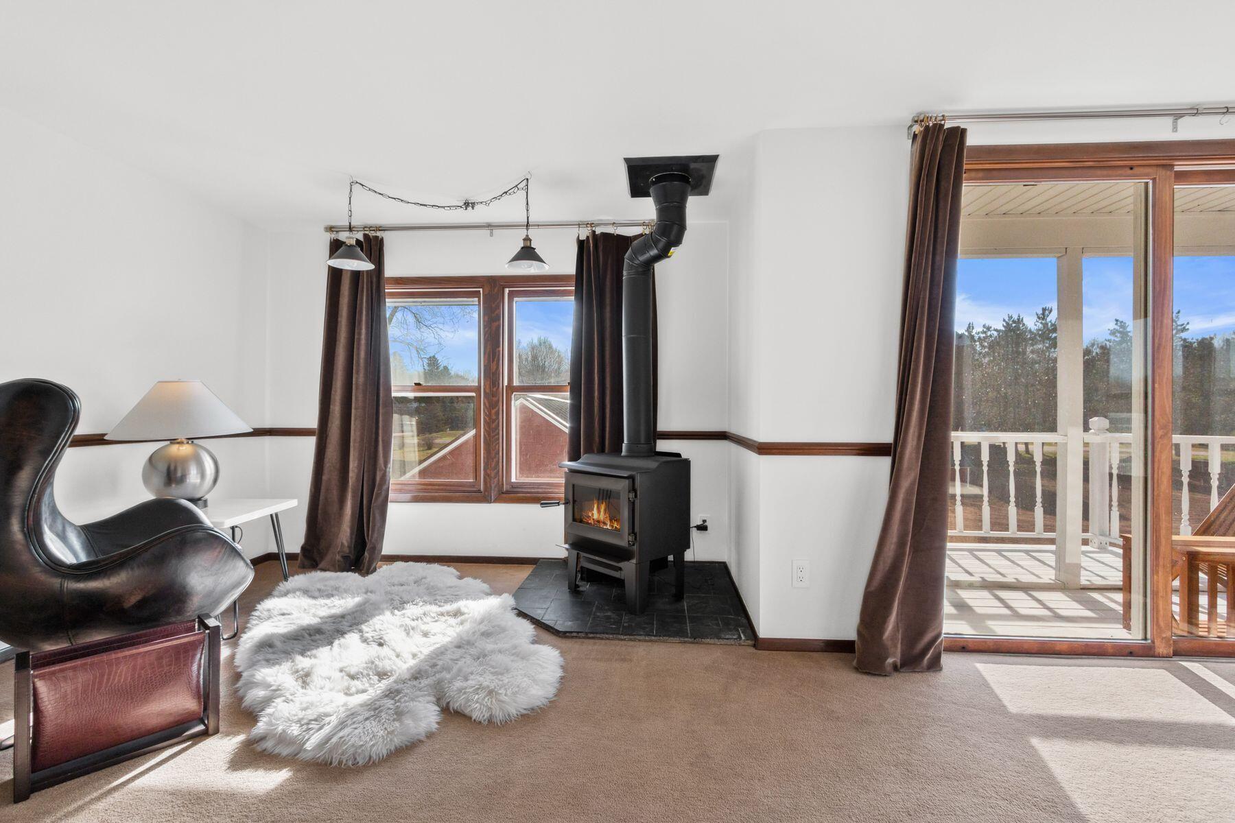 1404 Stoney Brook Rd W