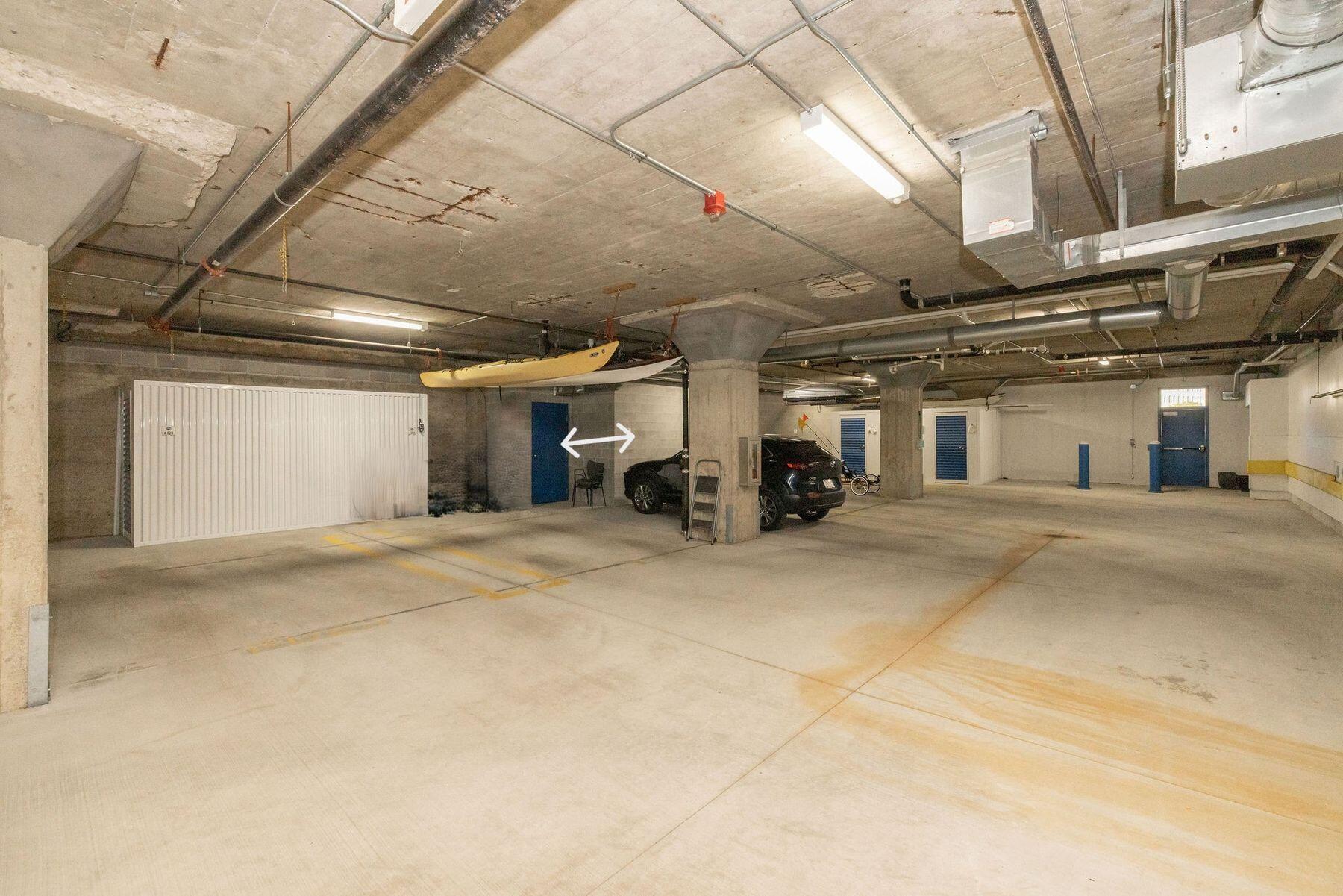 106 W Seeboth St 118