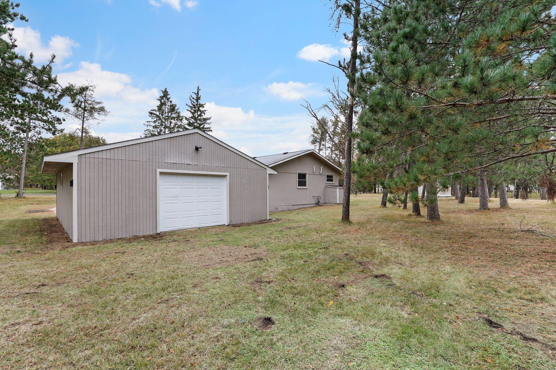 354 Yeoman Ct