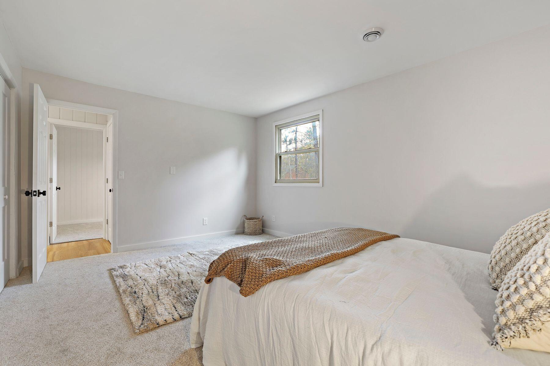 354 Yeoman Ct