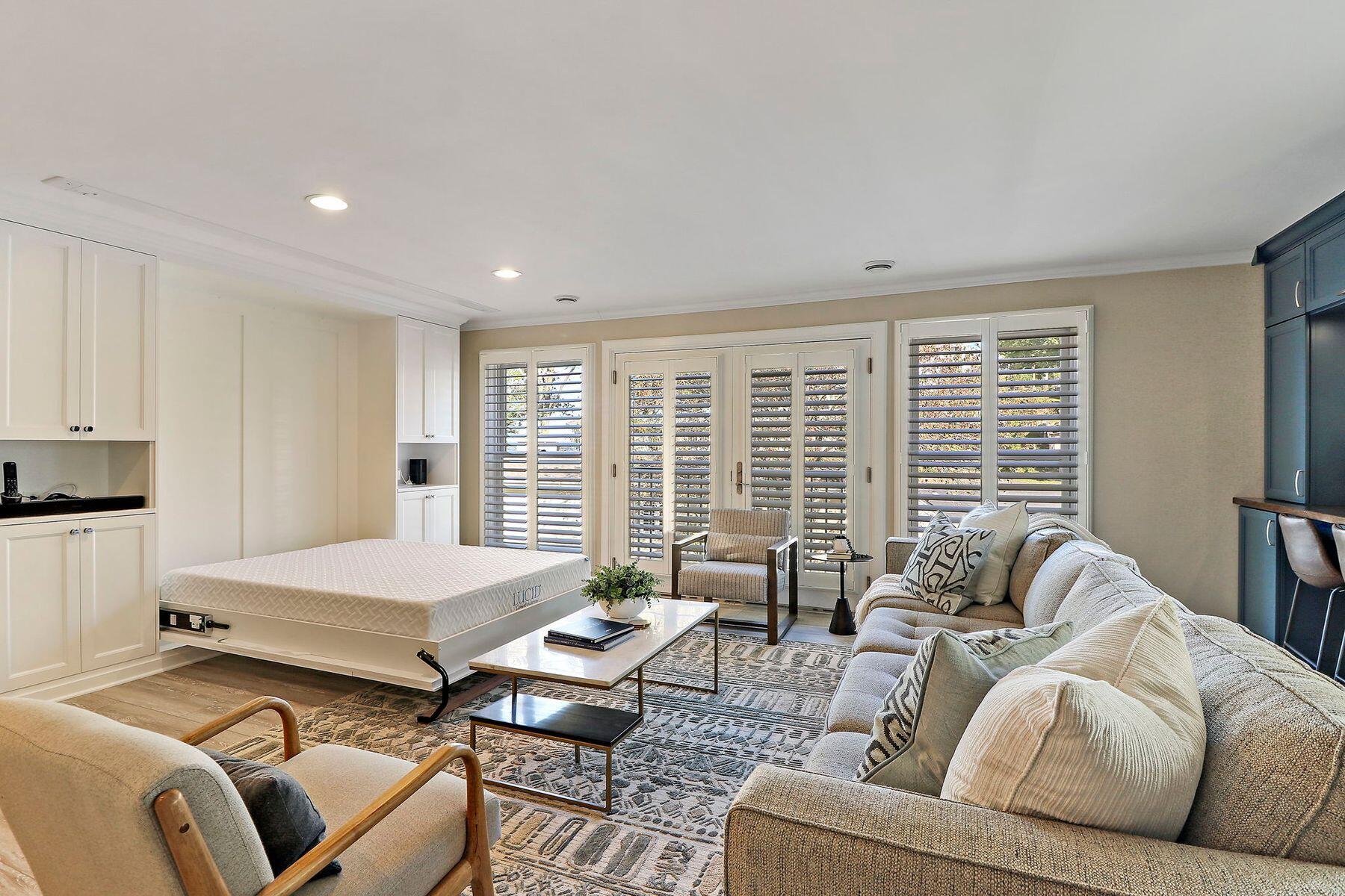 432 Harvard Ave 5E, 6F