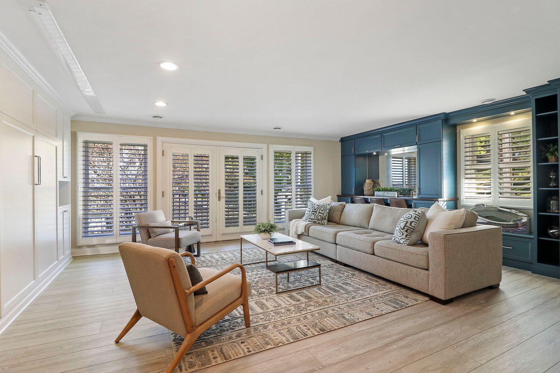 432 Harvard Ave 5E, 6F