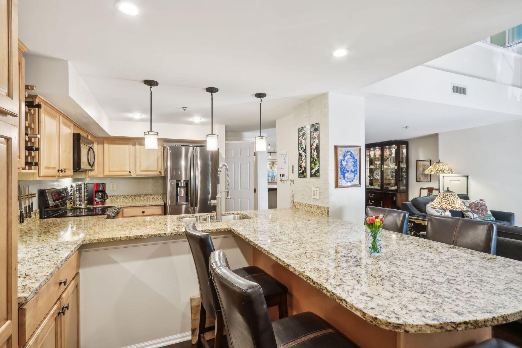 270 E Highland Ave 212