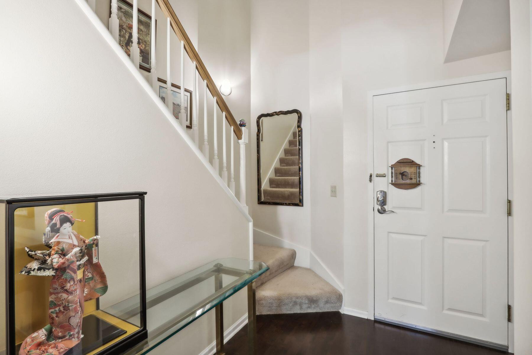 270 E Highland Ave 212