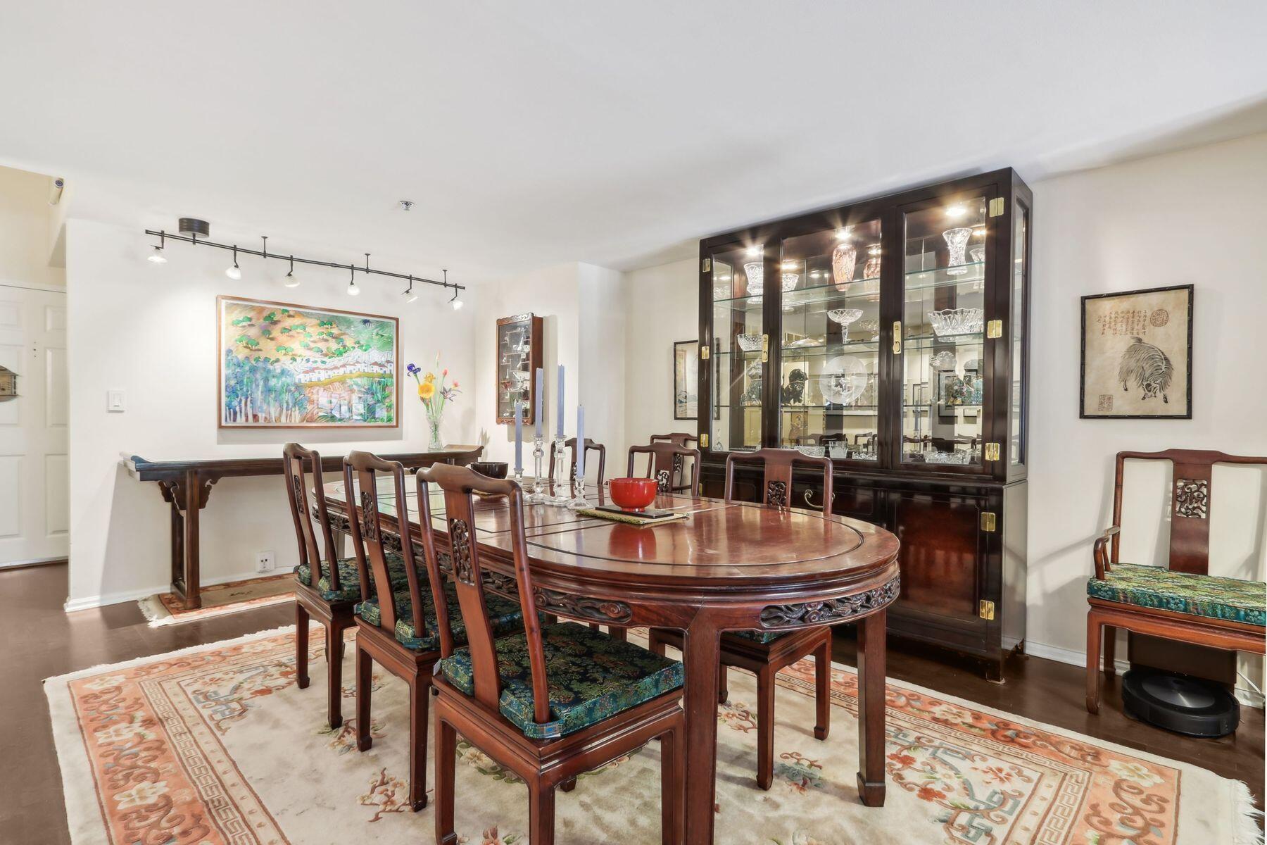 270 E Highland Ave 212
