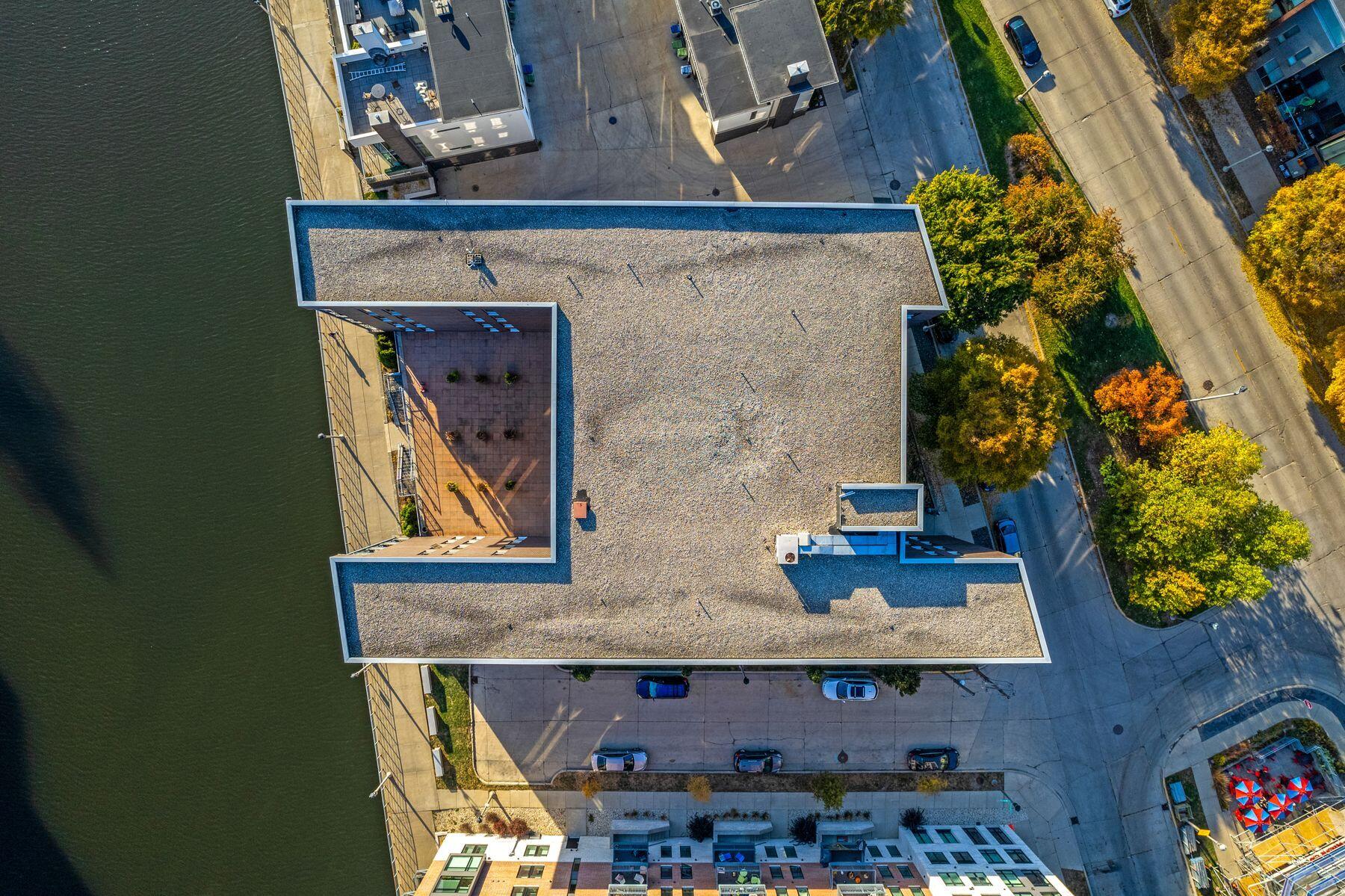 2050 N Commerce St 306