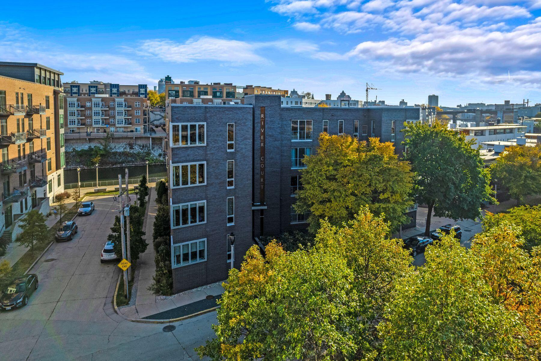 2050 N Commerce St 306