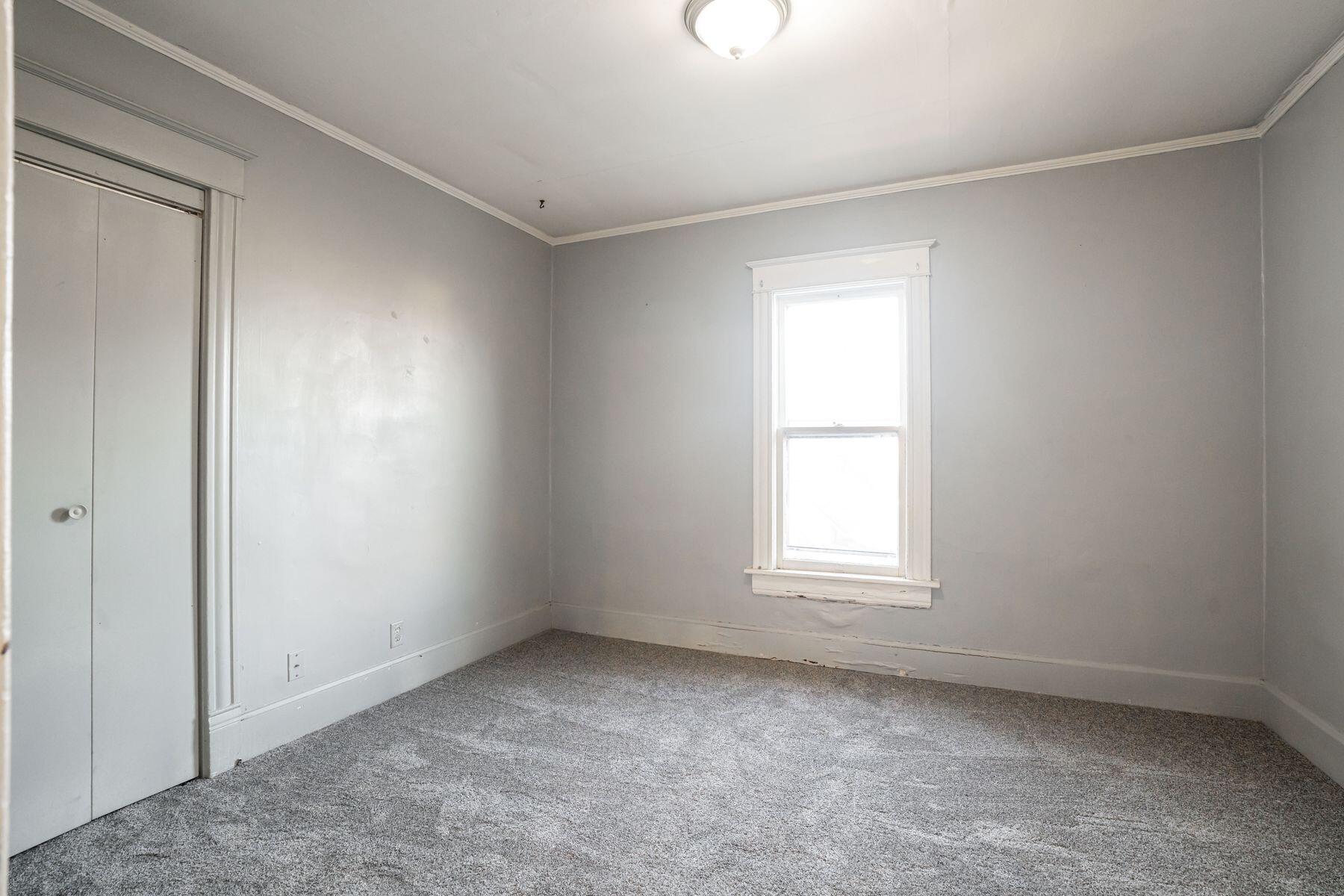 1641 Quincy Ave