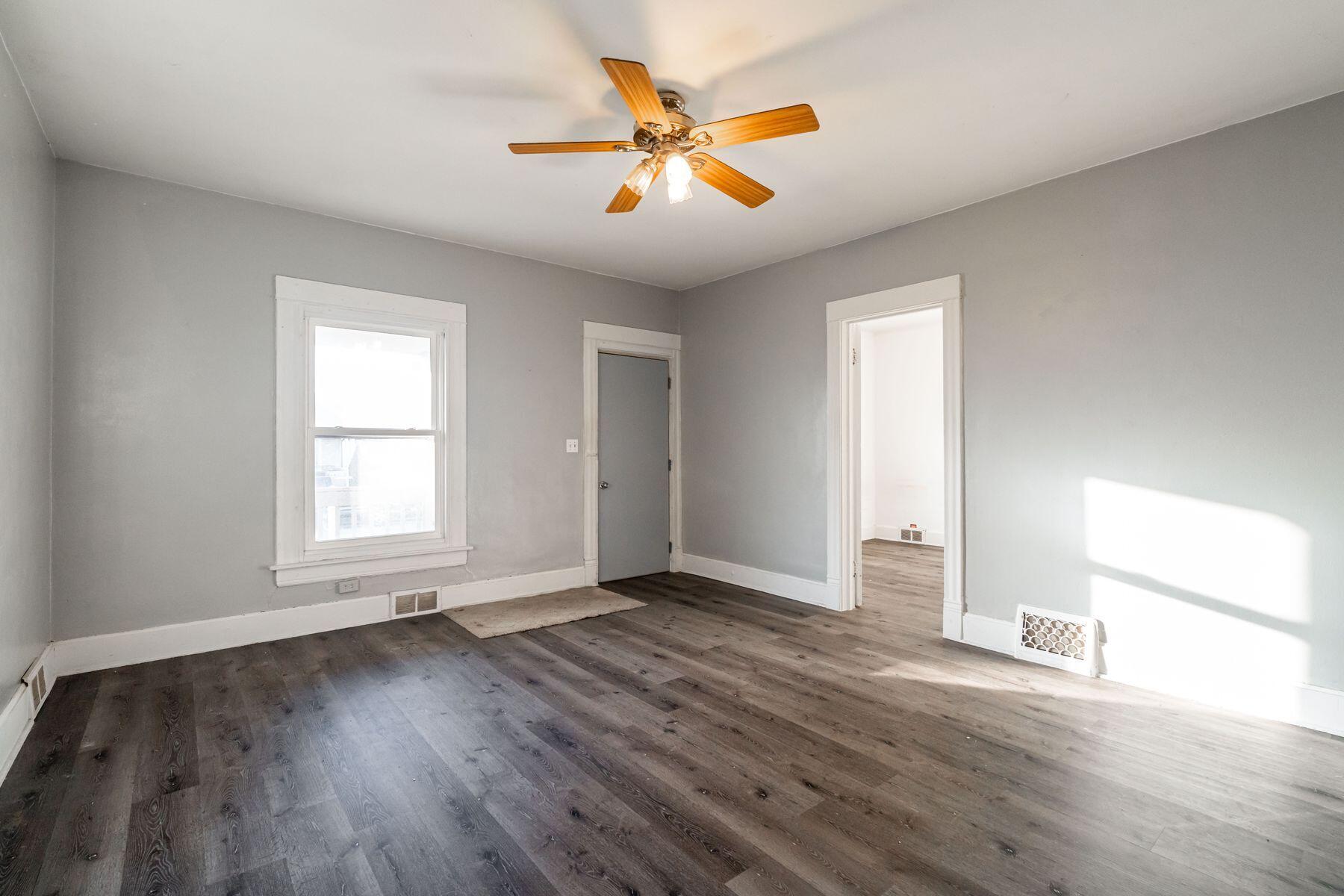 1641 Quincy Ave