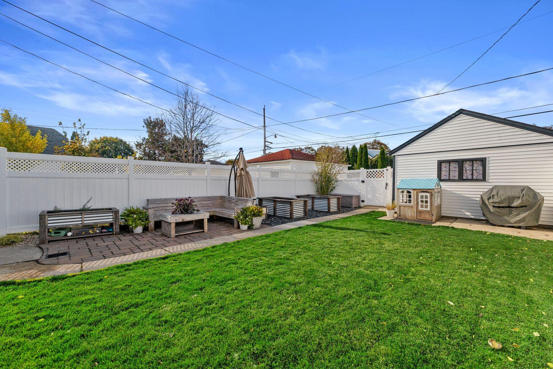 3771 S Logan Ave