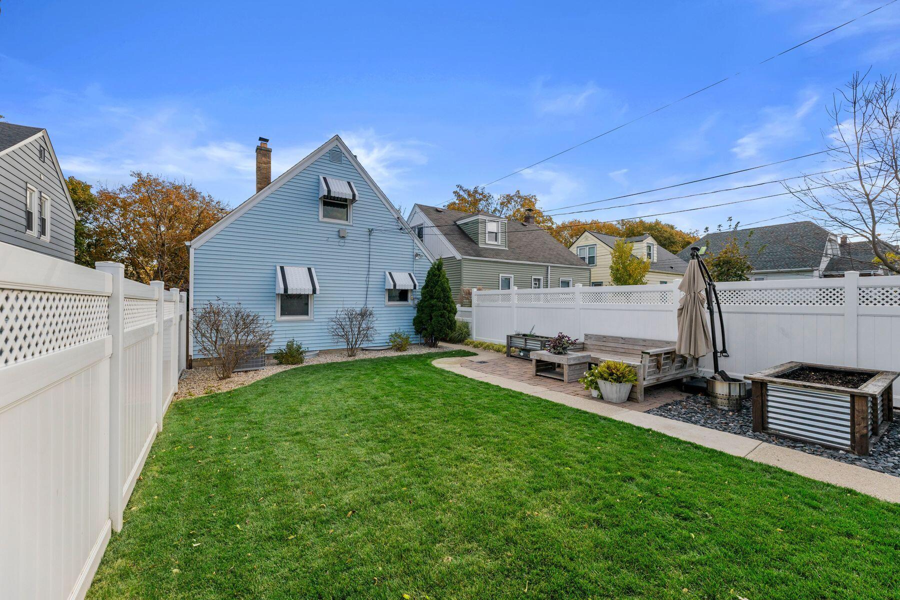 3771 S Logan Ave