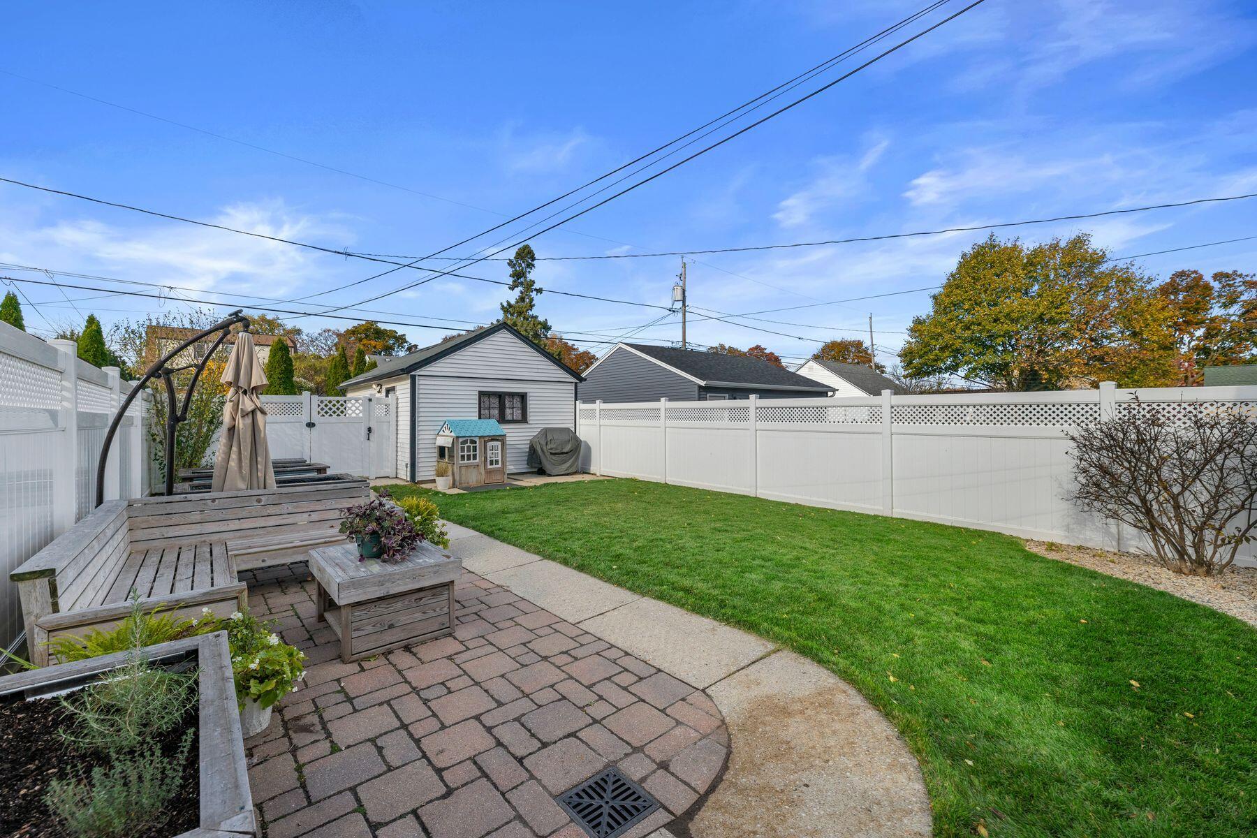 3771 S Logan Ave