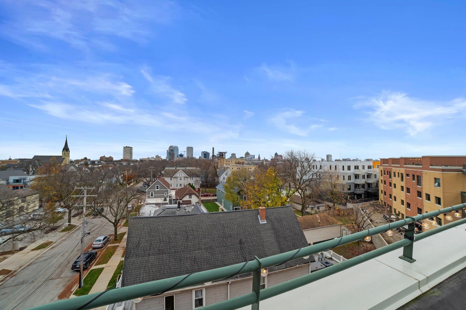 1888 N Water St 608