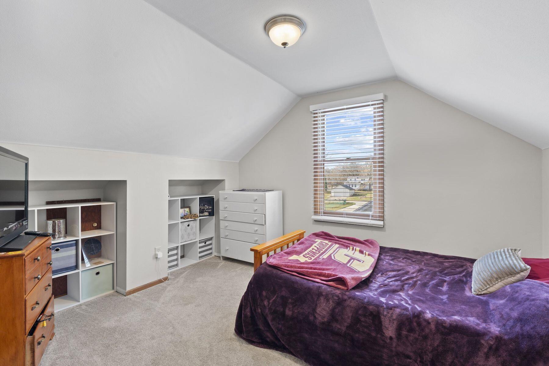 1516 N Grandview Blvd