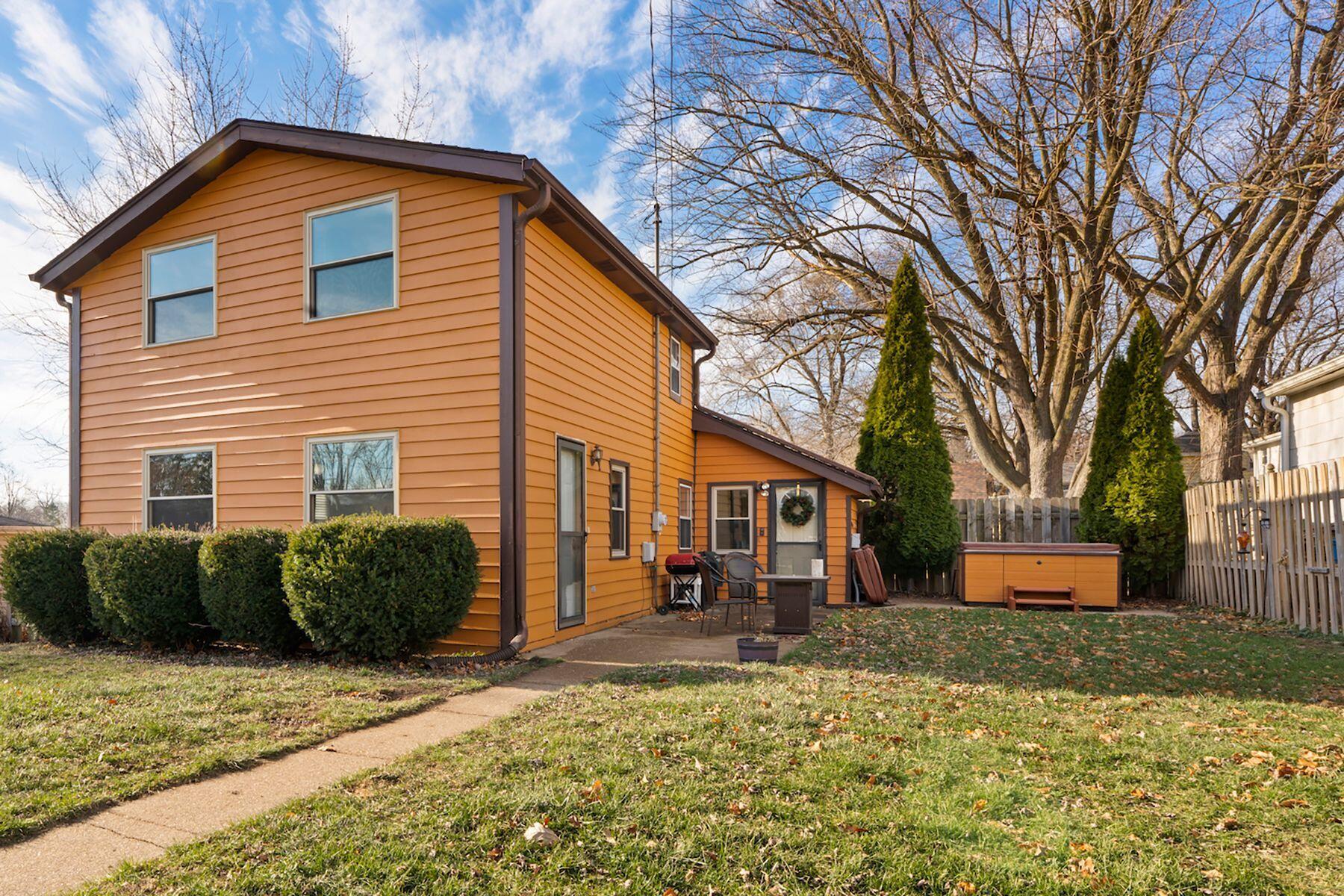 1516 N Grandview Blvd