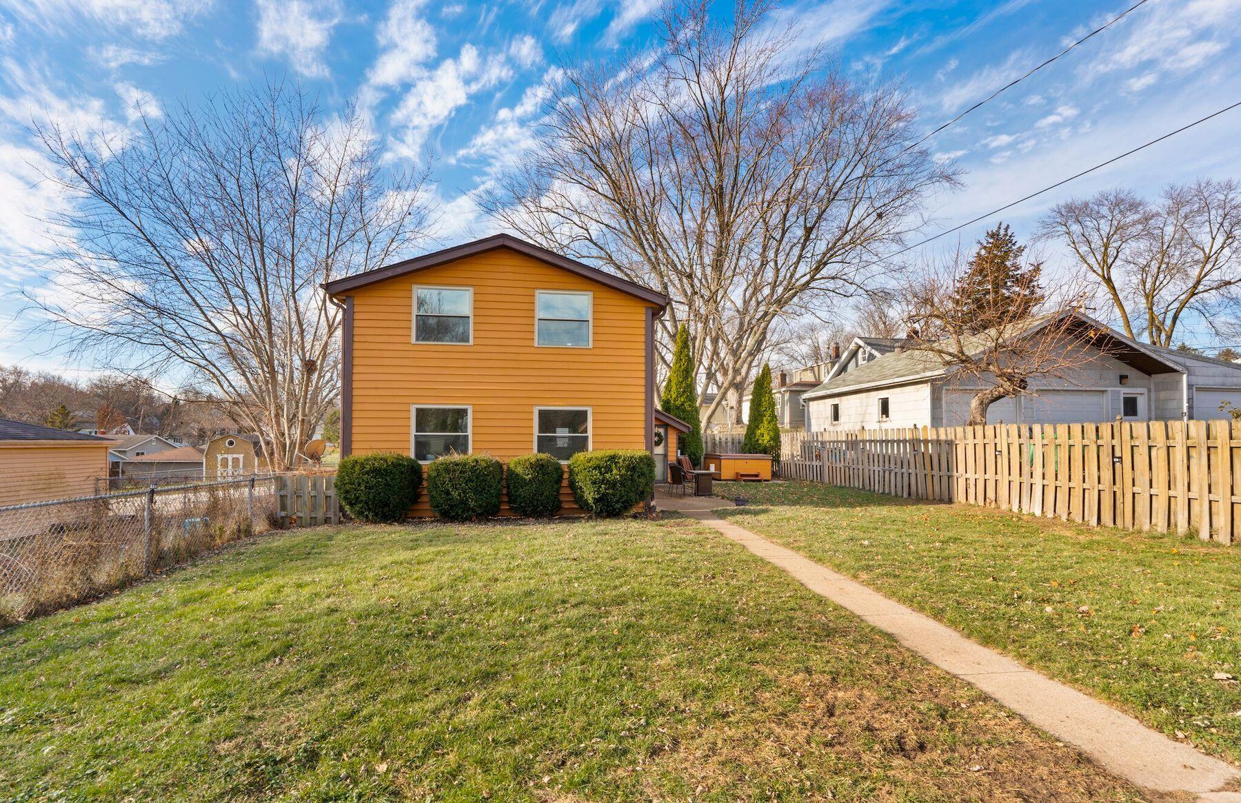 1516 N Grandview Blvd
