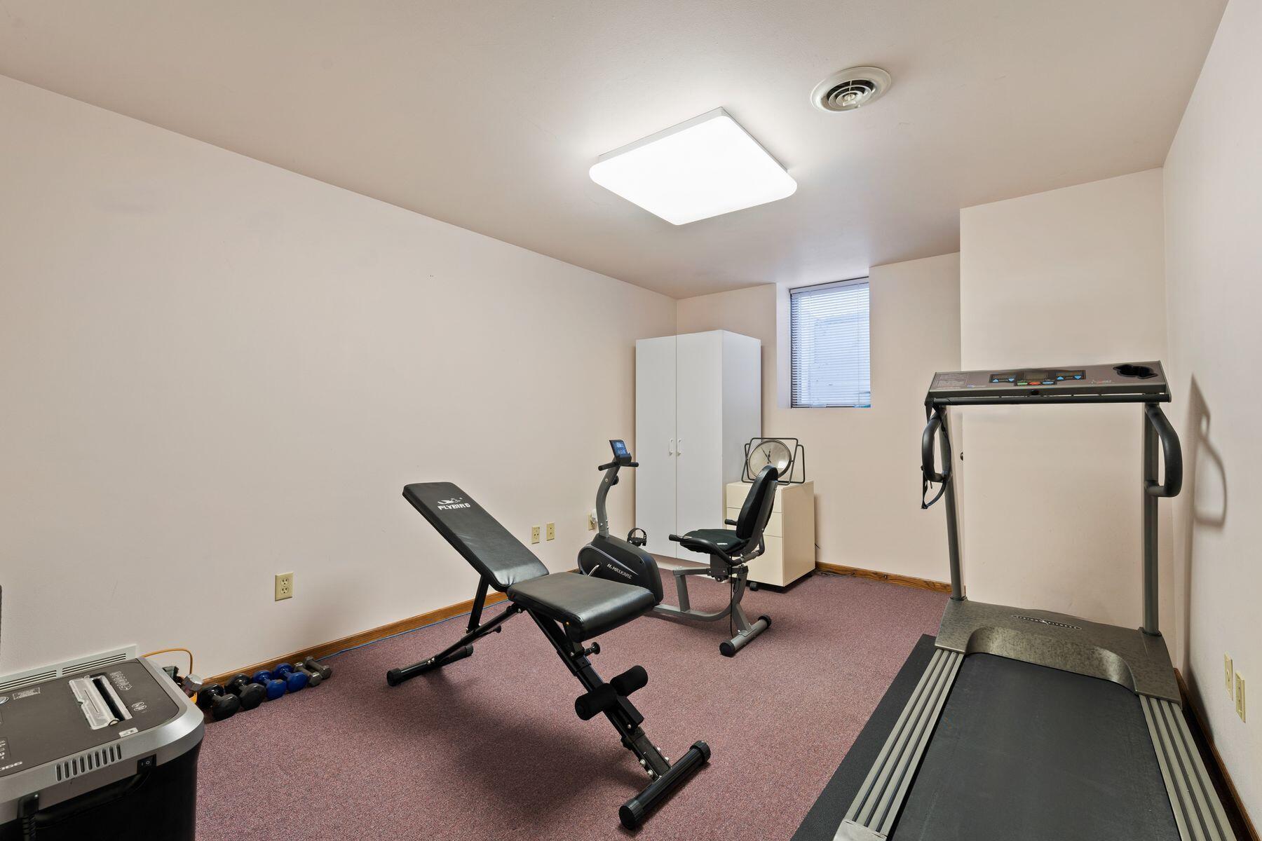 W226N2588 Aspenwood Ln