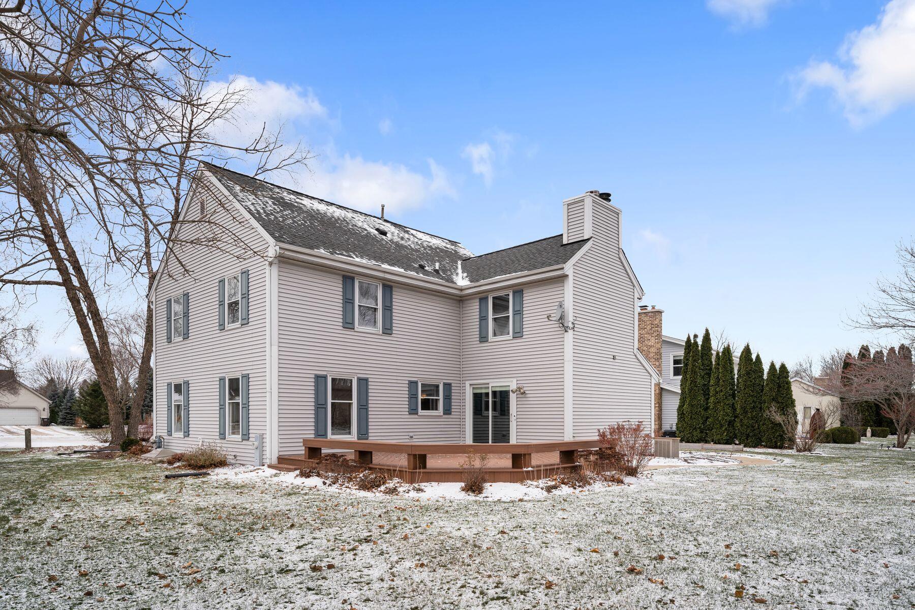 W226N2588 Aspenwood Ln
