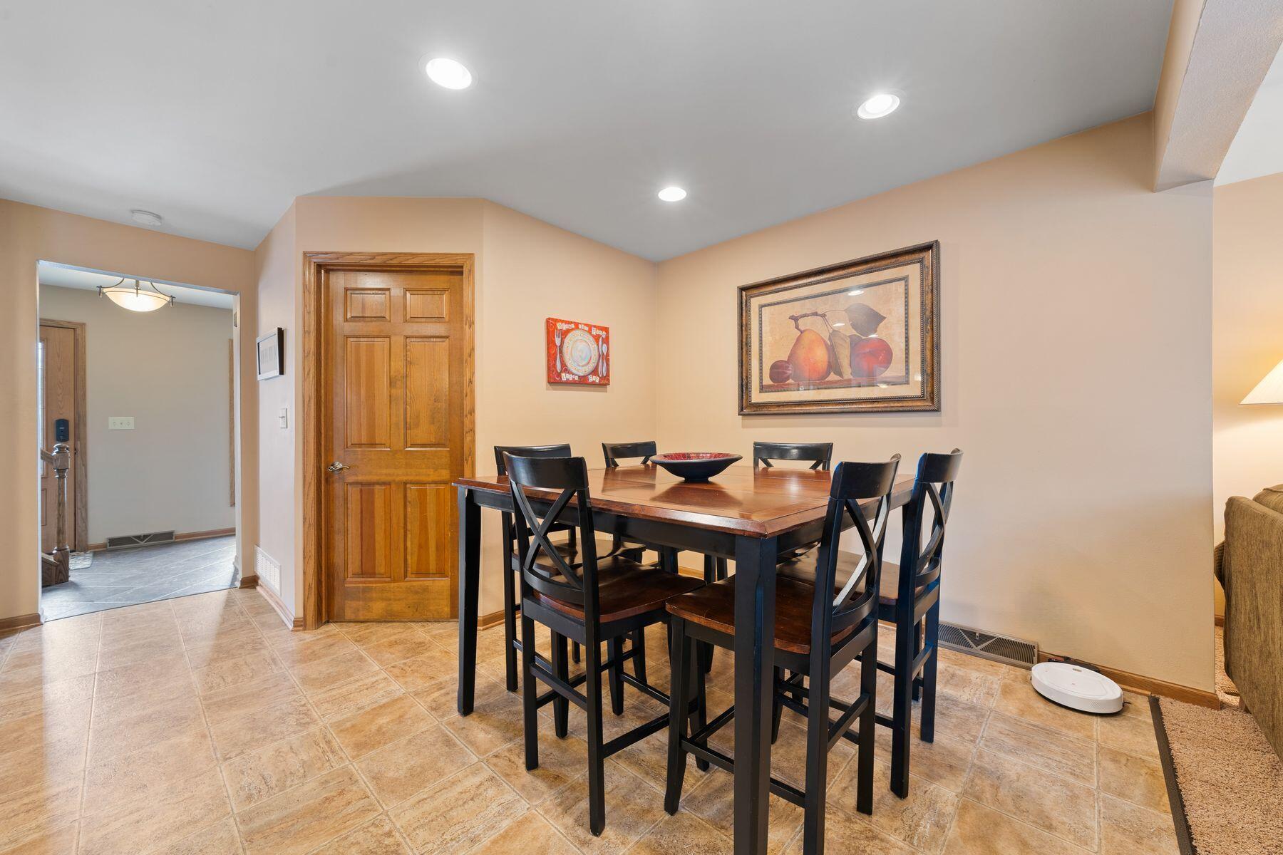 W226N2588 Aspenwood Ln