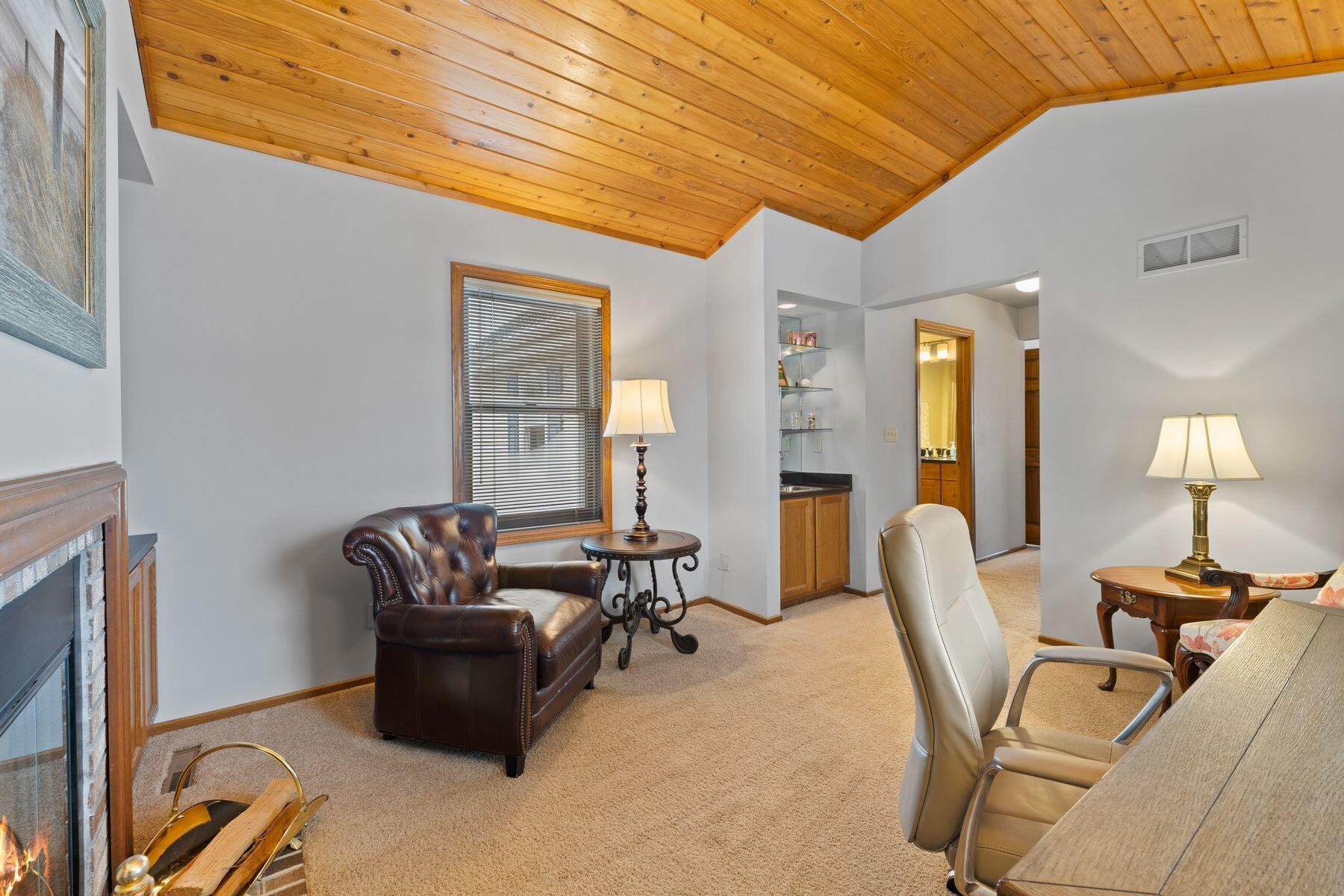 W226N2588 Aspenwood Ln